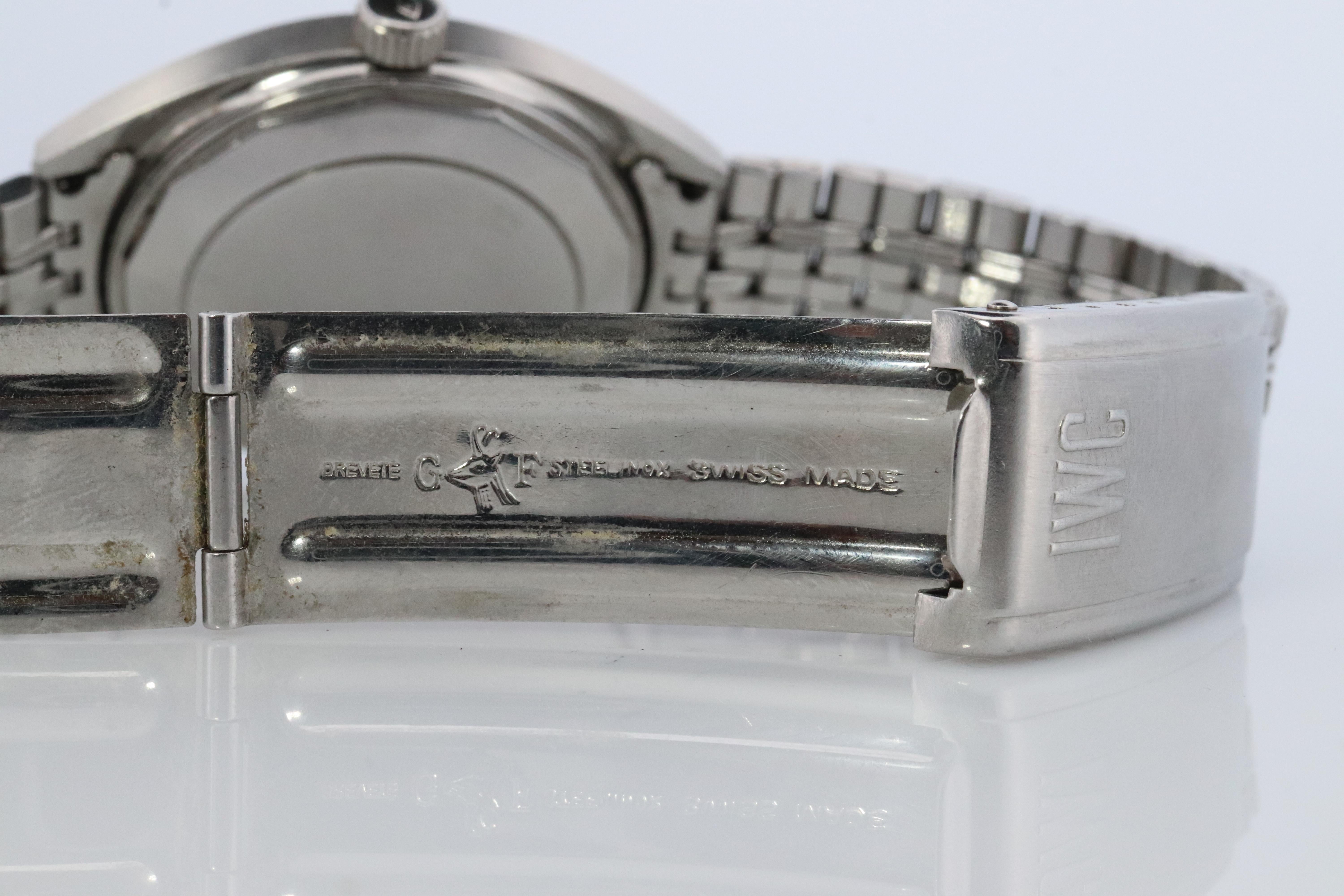 IWC Yacht Club Watch. 1970 International Watch Co Automatic Mens 811 watch. In Good Condition For Sale In Port Charlotte, FL