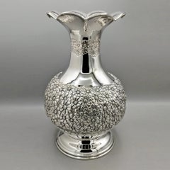 IXX Century talian solid 800 silver Vase with embossed and chiseled flowers
