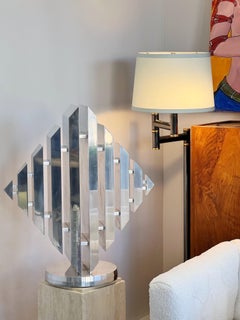 Scultura geometrica massiccia e solida di Op Art di Izahk Shmueli