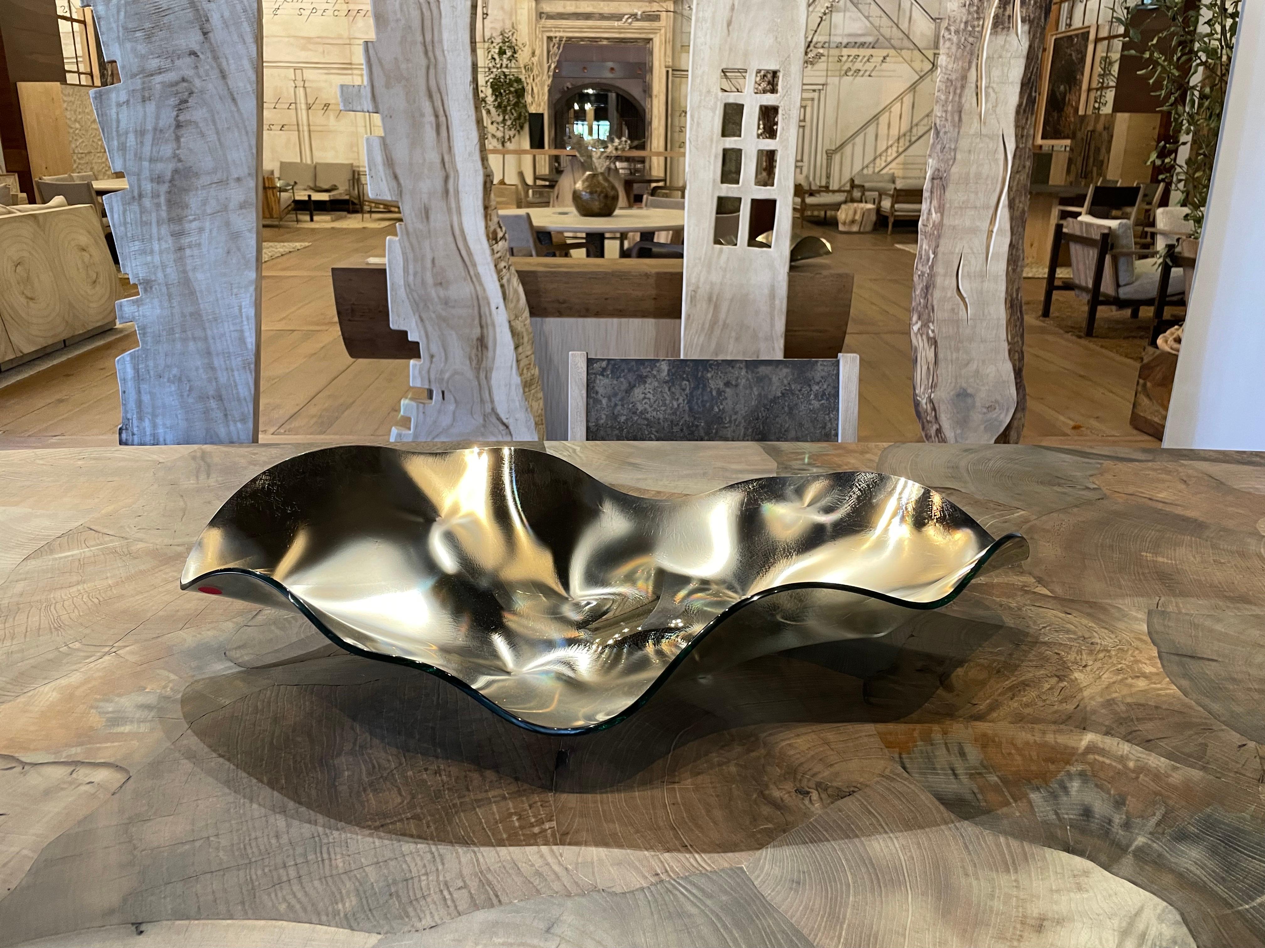 XXIe siècle et contemporain Centre de table décoratif IZDATGLAZ en verre de couleur ovale par Orfeo Quagliata en vente