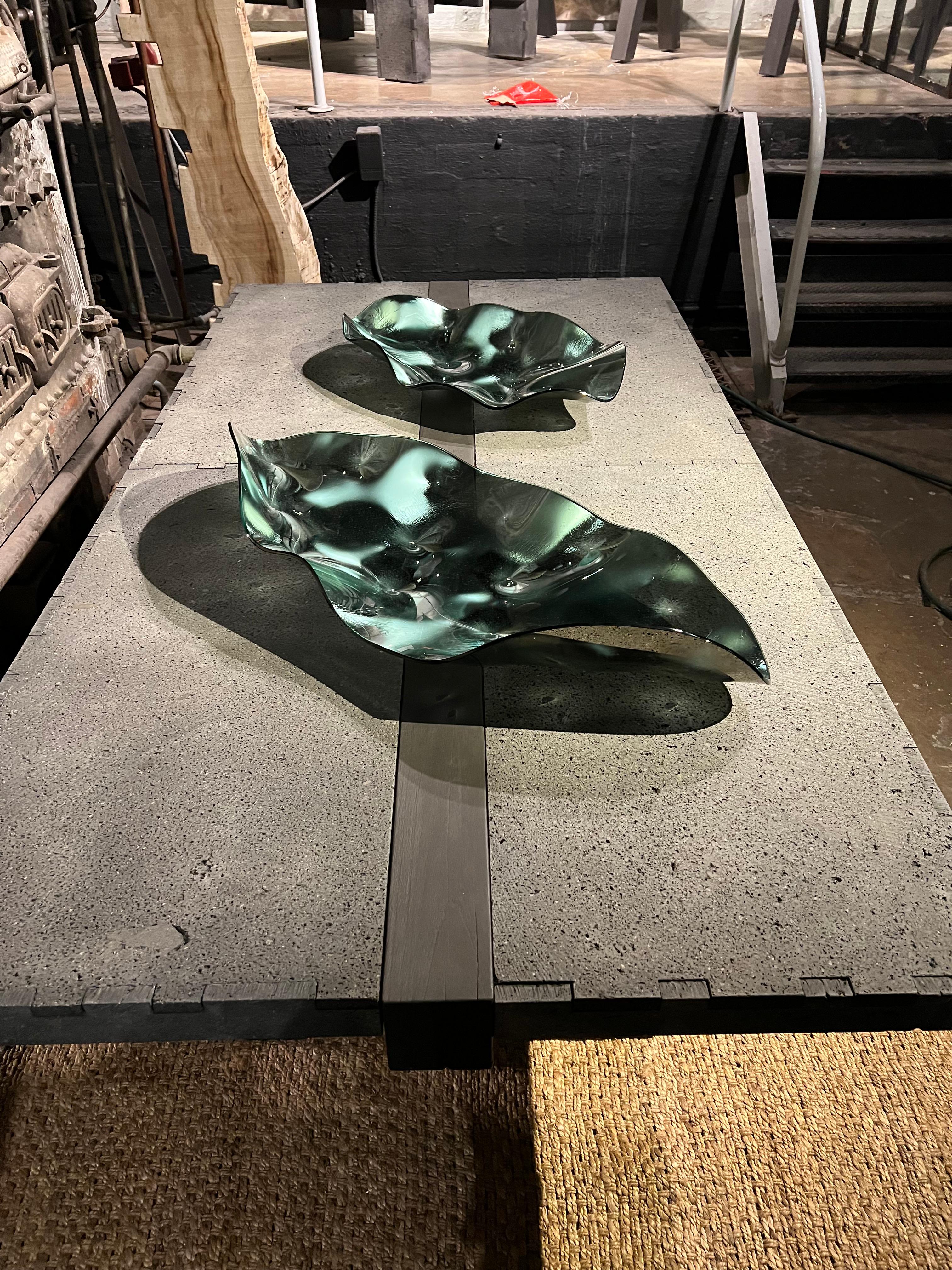 Verre Centre de table décoratif long en verre ovale IZDATGLAZ d'Orfeo Quagliata en vente