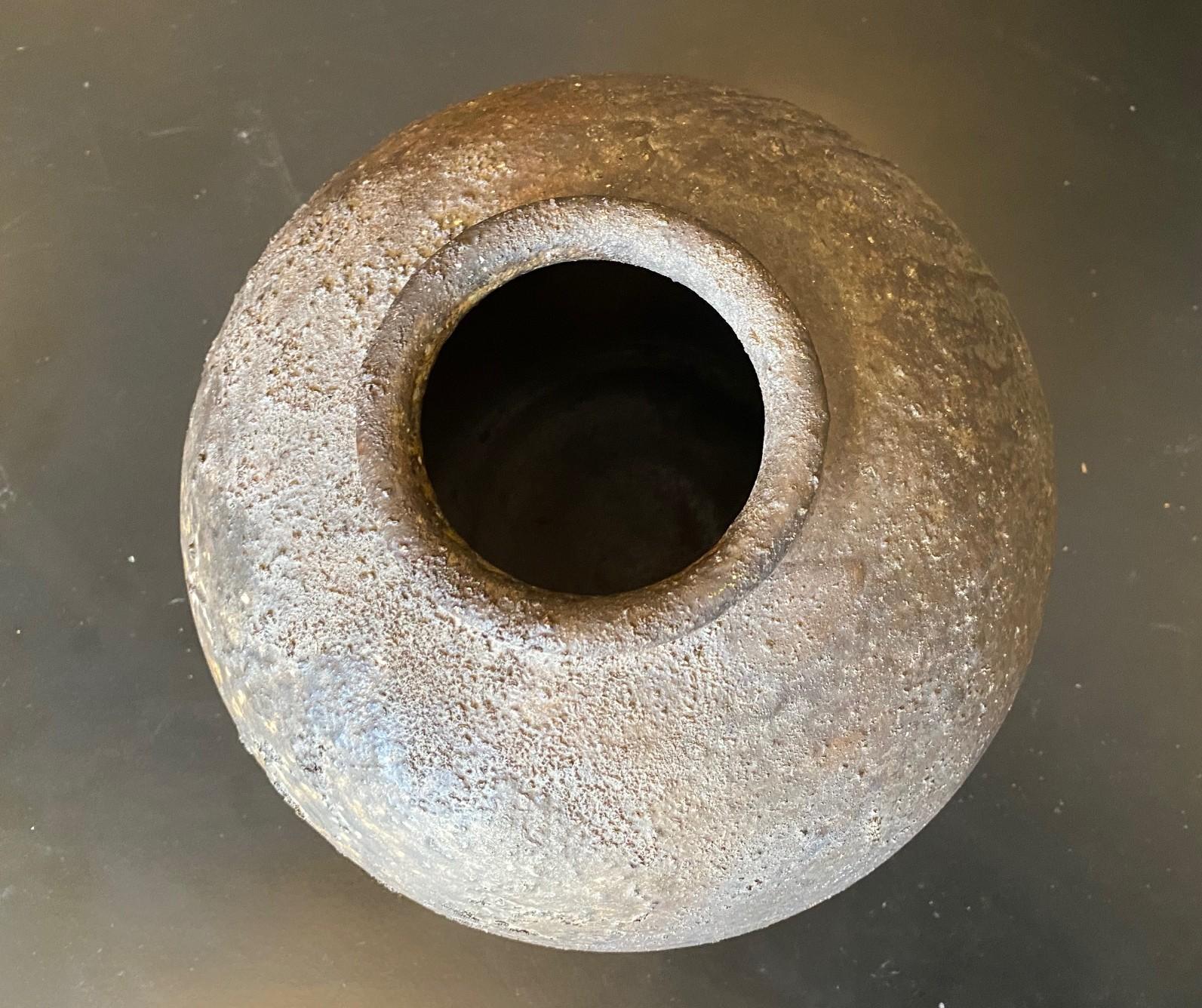 Izuru Yamamoto Jarrón de cerámica japonesa Bizen Ware Yohen Tsubo con esmalte ceniza en venta 6