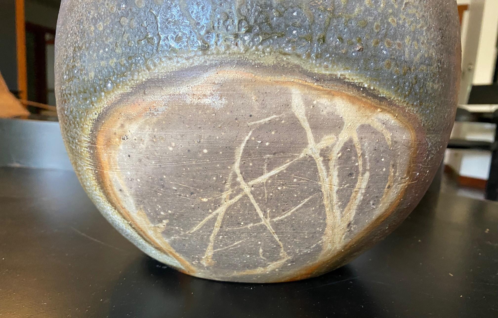 Izuru Yamamoto Jarrón de cerámica japonesa Bizen Ware Yohen Tsubo con esmalte ceniza Japonés en venta