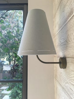 Minimalistischer, rustikaler, handgenähter Wandleuchter aus belgischem Leinen von Wende Reid, J160, Messing