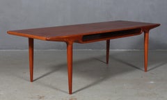 J. Andersen Sofatisch Modell 240 aus Teakholz aus der Mitte des Jahrhunderts