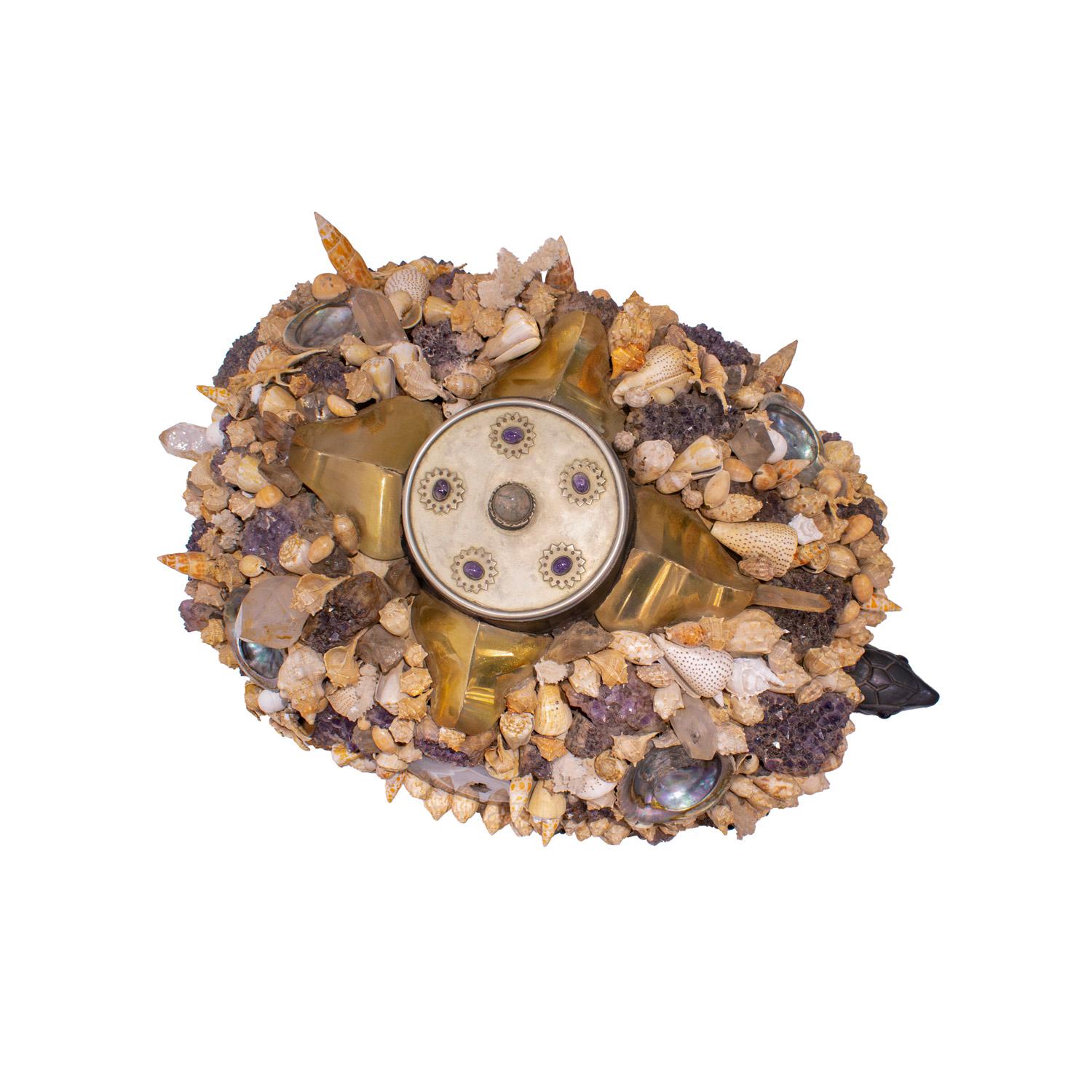Fait main J. Antony Redmile Turtle Coffee Table with Shells and Crystals 1970s (Signed) en vente