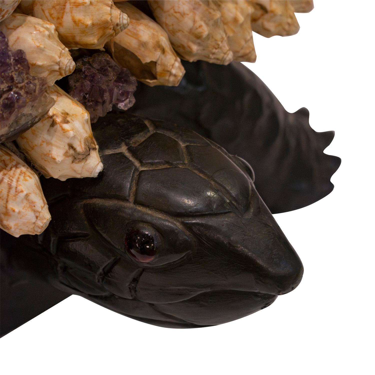 J. Antony Redmile Turtle Coffee Table with Shells and Crystals 1970s (Signed) Excellent état - En vente à New York, NY