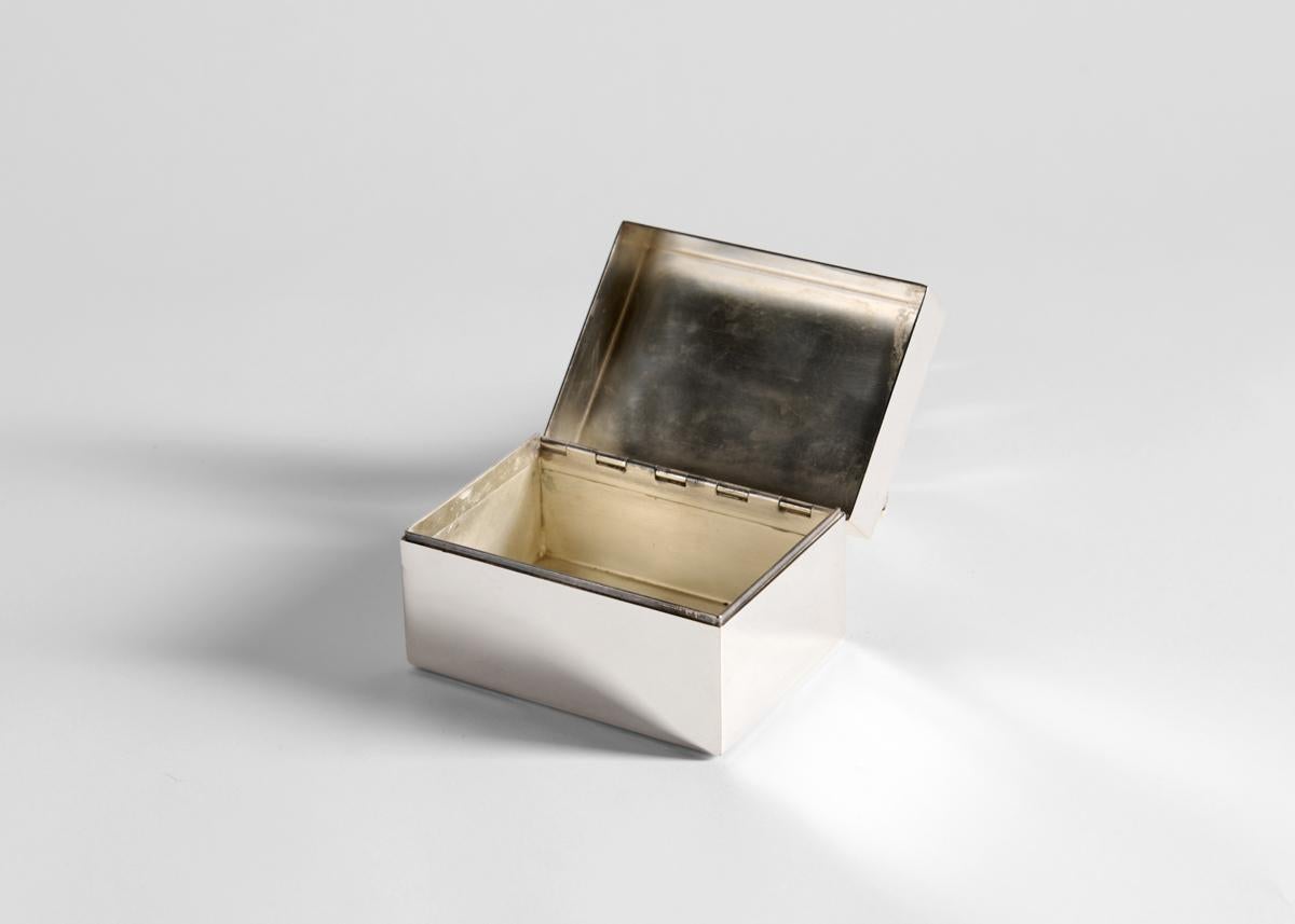 J. Antony Redmile, Silver-plated Rectangular Box, UK, c. 1970 In Good Condition For Sale In New York, NY