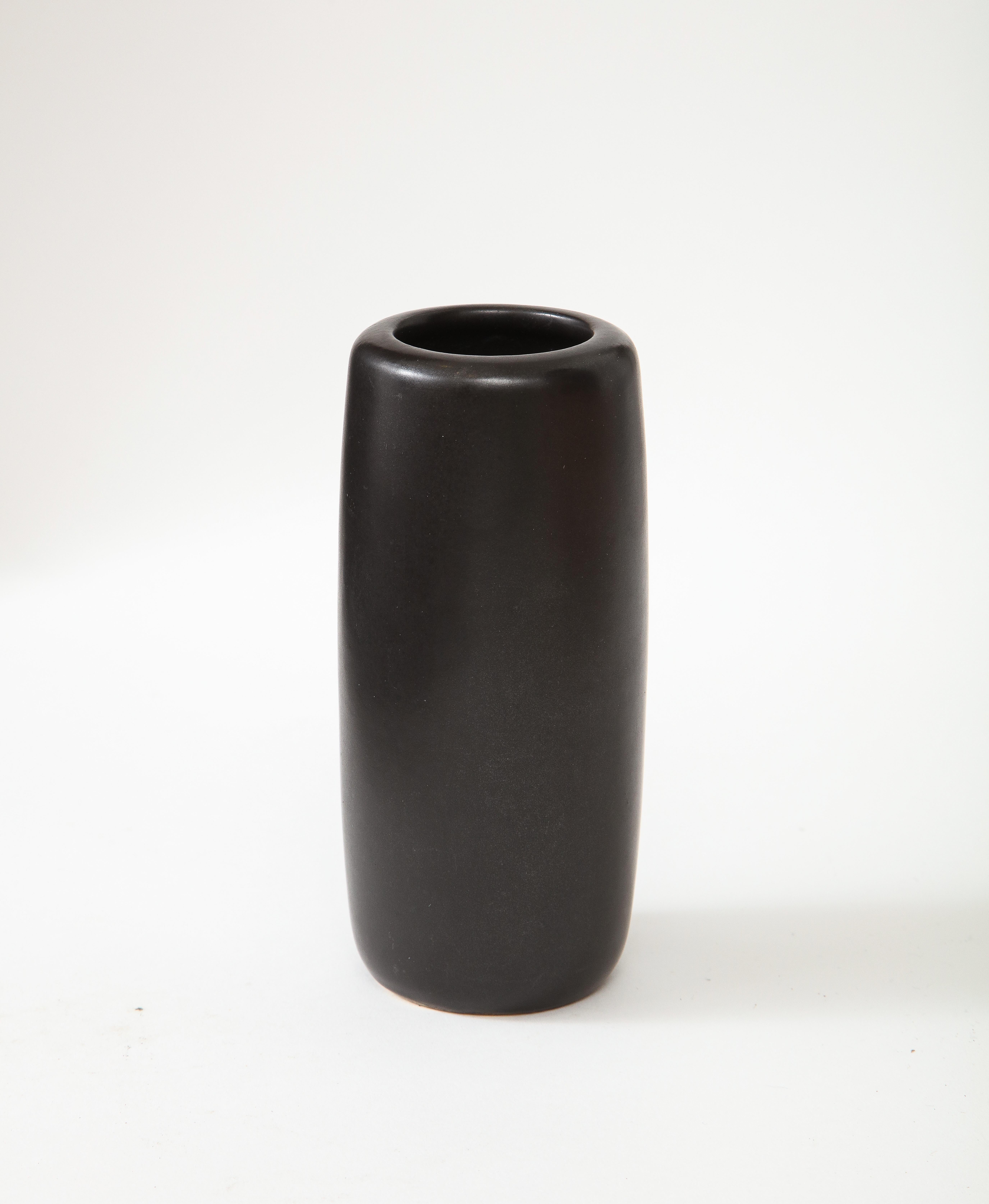 J. B. Matte Black Modern Vase, Signed, c. 1960 In Good Condition For Sale In Brooklyn, NY