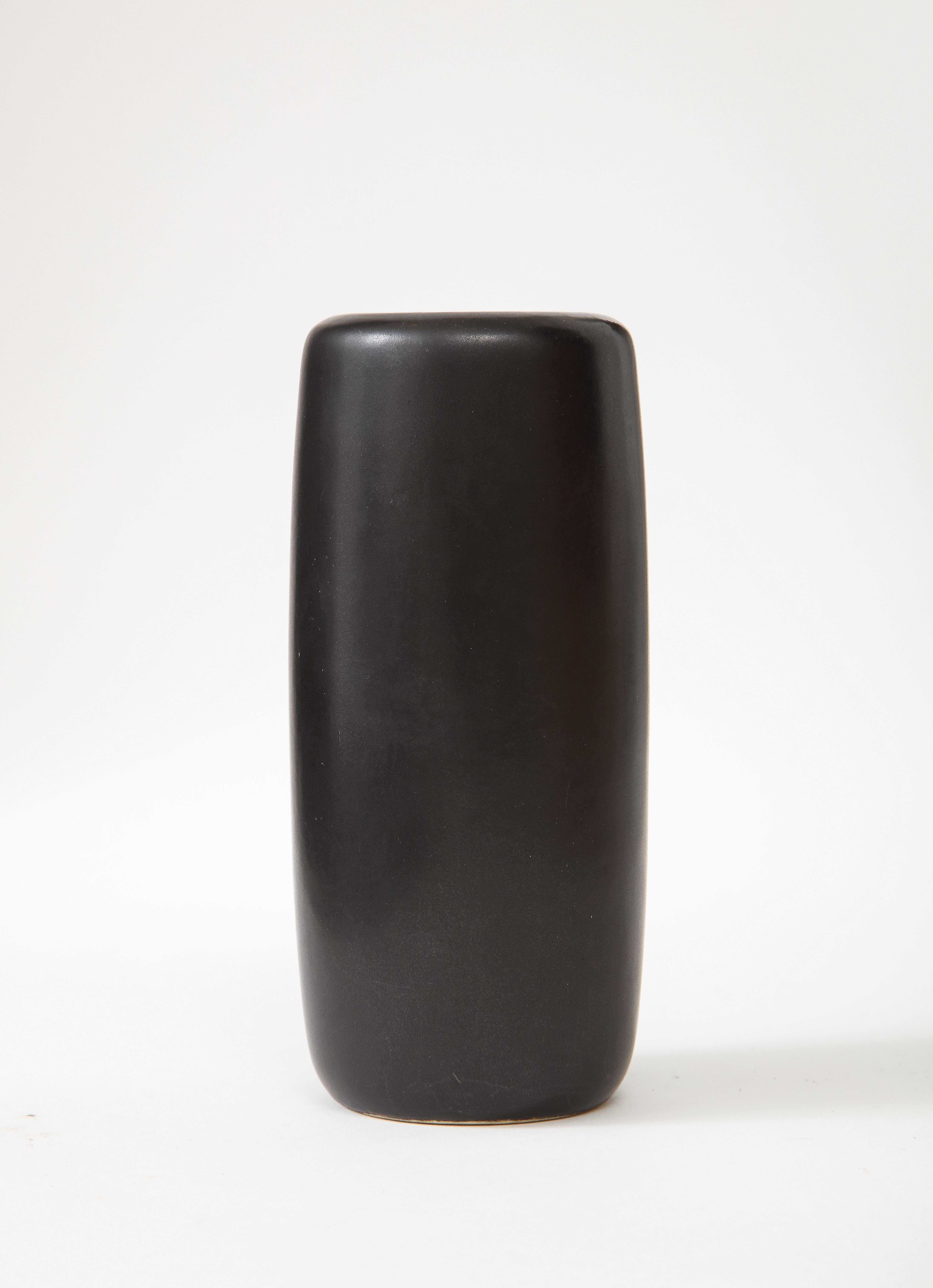 J. B. Matte Black Modern Vase, Signed, c. 1960 For Sale 1