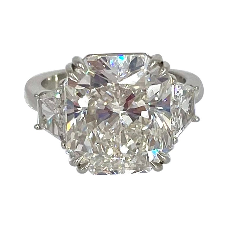 J. Birnbach 10,05 quilates GIA GVS1 Diamante radiante Anillo de tres piedras con trapecios