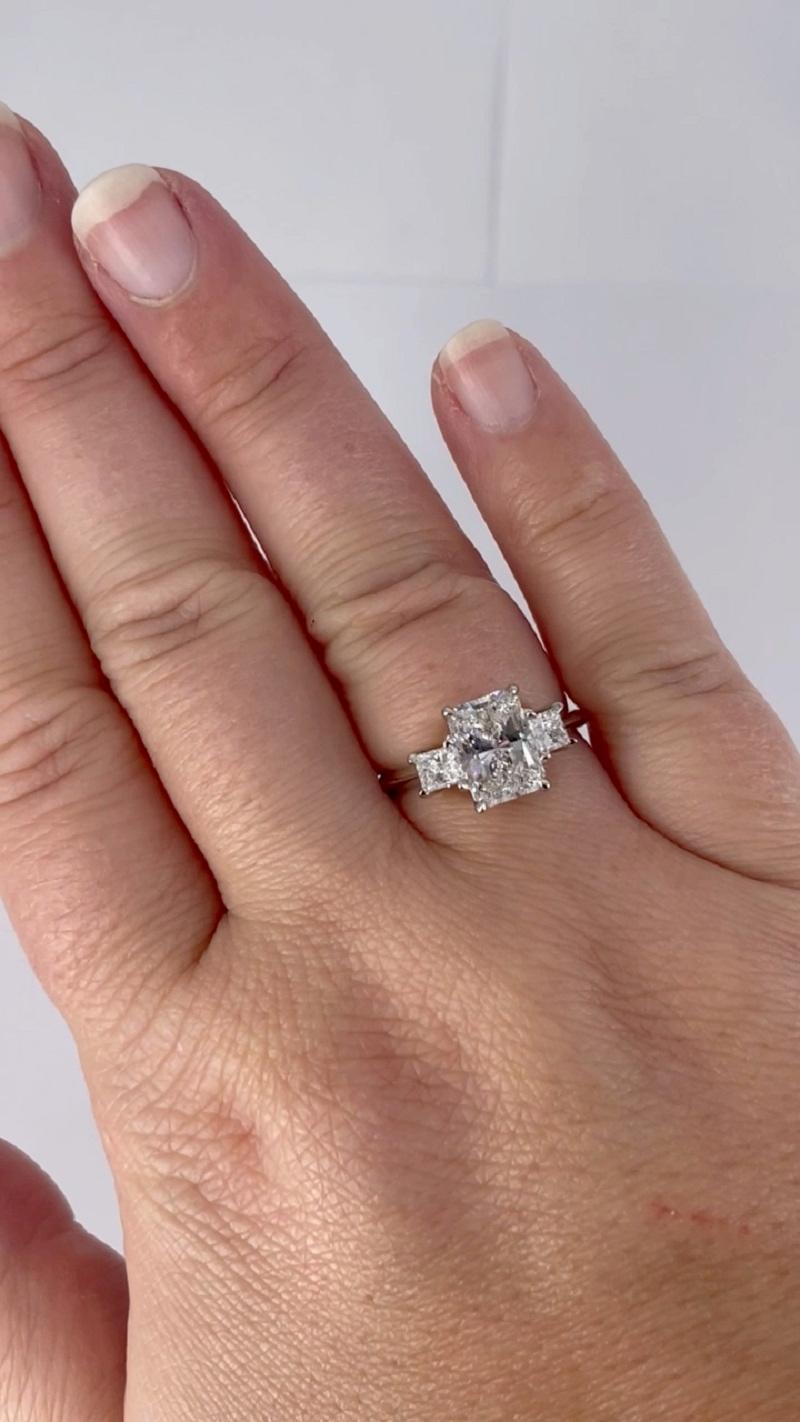 J. Birnbach 1.70 carat GIA FVVS1 Radiant Cut Diamond Three Stone Engagement Ring For Sale 2