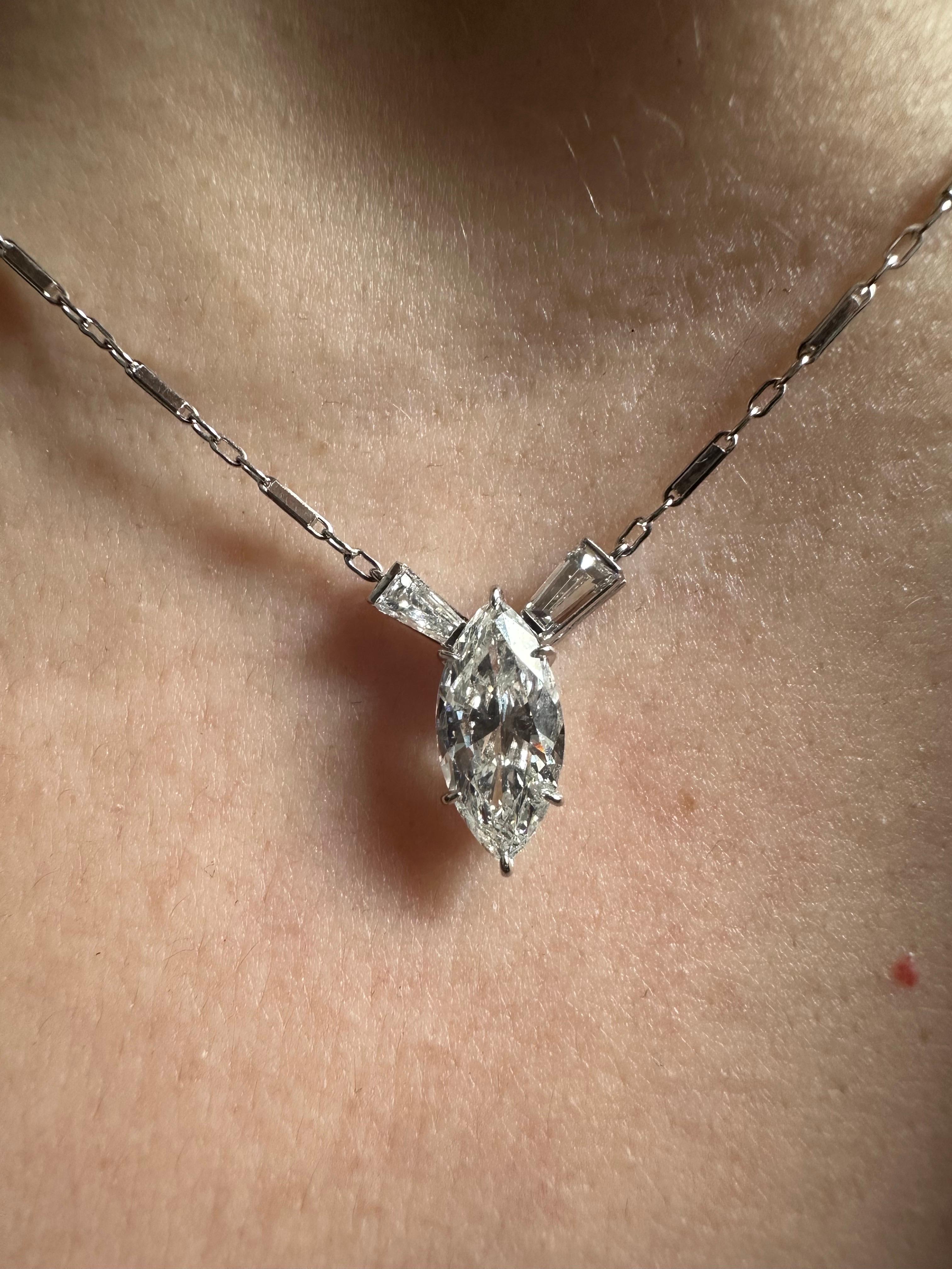 J. Birnbach - Collana di diamanti Marquise e Baguette affusolata da 2,00 carati I SI2 in vendita 1