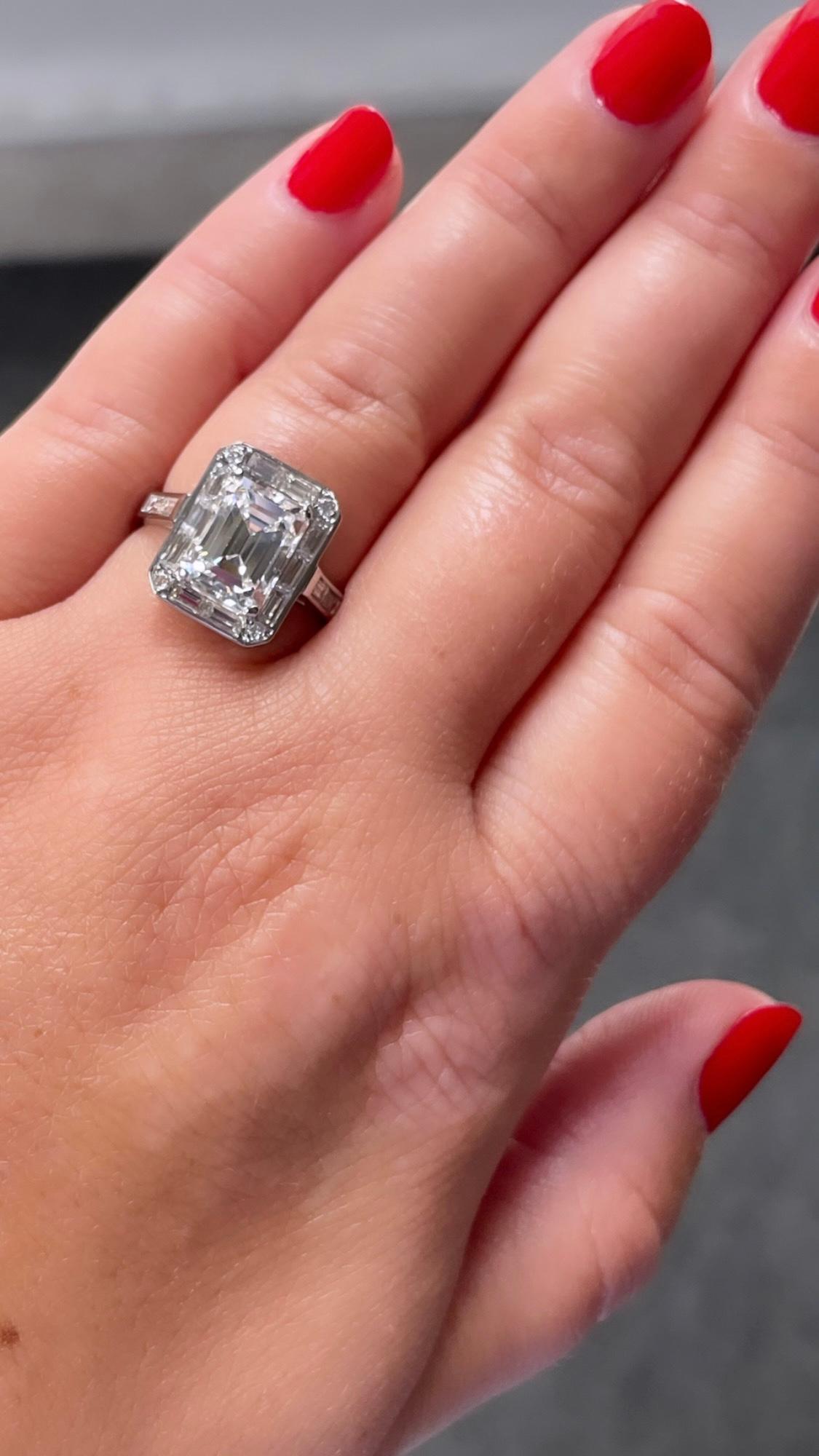 J. Birnbach Art Deco Style Ring with 2.60 carat Emerald Cut Center Diamond For Sale 4