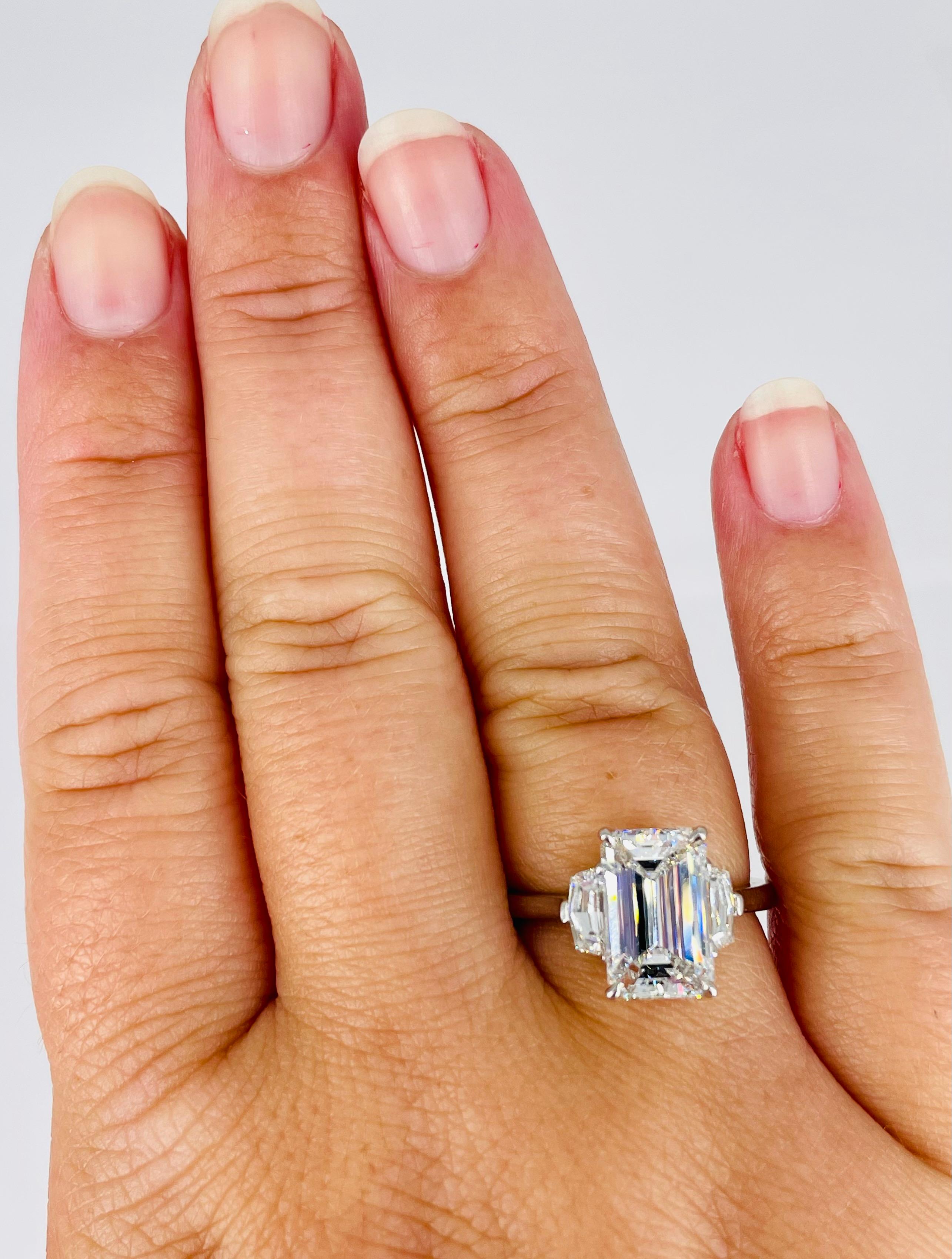 J. Birnbach 3.01 carat Emerald Cut Diamond Three Stone Engagement Ring For Sale 2