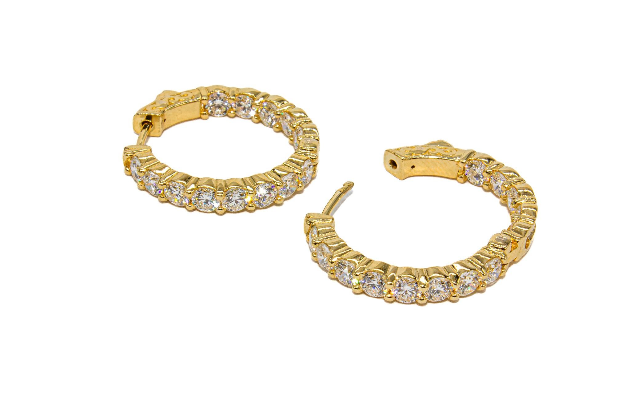 J. Birnbach Pendientes de aro con diamante de corte brillante redondo total de 3,16 quilates Contemporáneo en venta