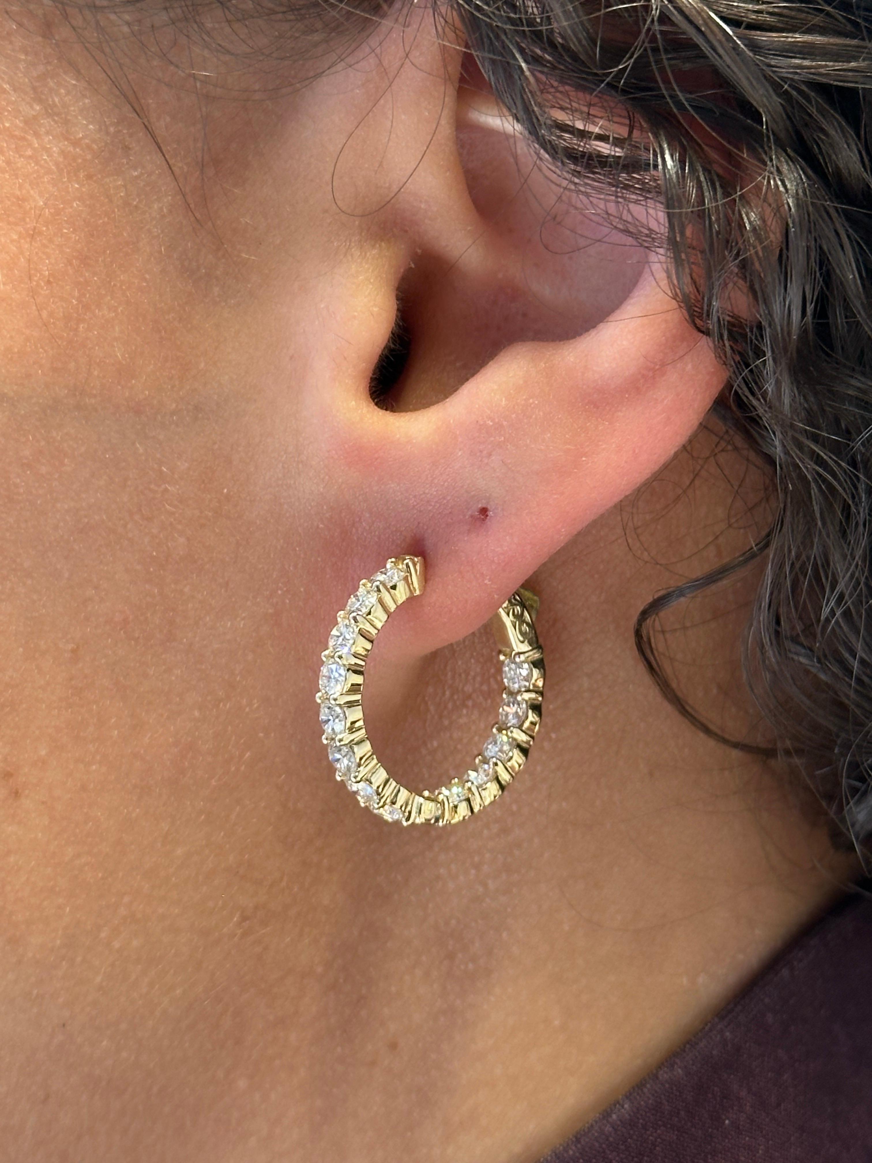 Femenino o masculino J. Birnbach Pendientes de aro con diamante de corte brillante redondo total de 3,16 quilates en venta