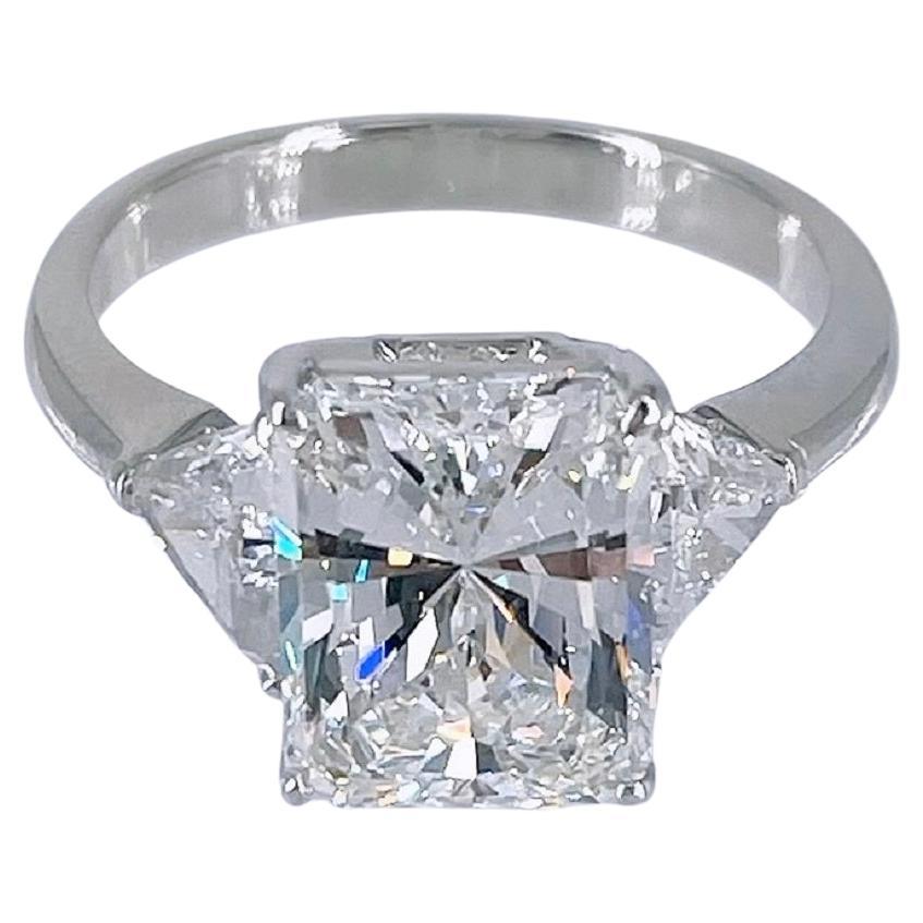 J. Birnbach 3.21 carat Radiant Cut Diamond Three Stone Ring with Trillions For Sale