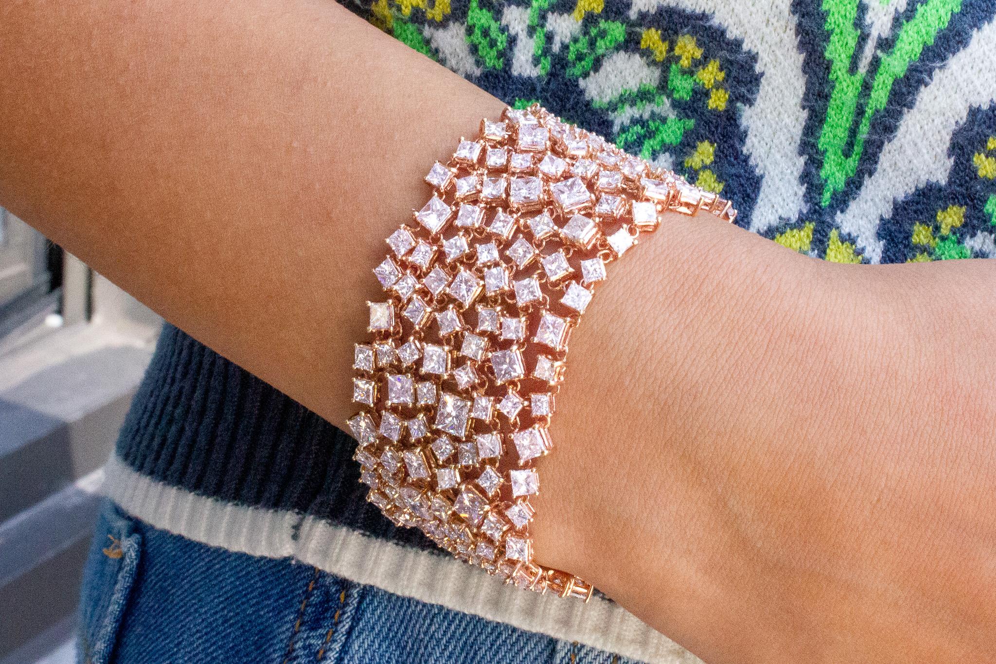 Contemporary J. Birnbach 39 Carat GIA Fancy Pink Princess Cut Diamond 18K Rose Mesh Bracelet