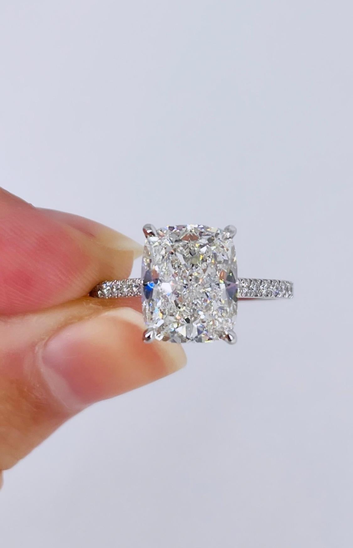 J. Birnbach 4.02 ct Cushion Diamond Pave Solitaire Engagement Ring in Platinum In New Condition For Sale In New York, NY