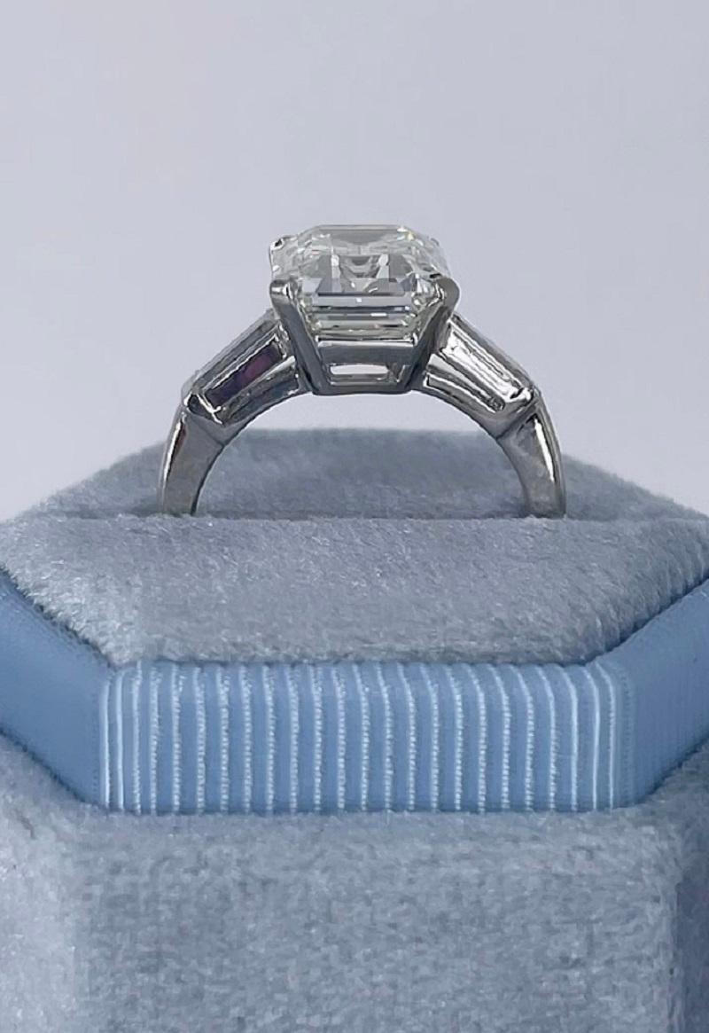 Women's J. Birnbach 4.77 ct Emerald Cut Diamond Engagement Ring with Straight Baguettes For Sale