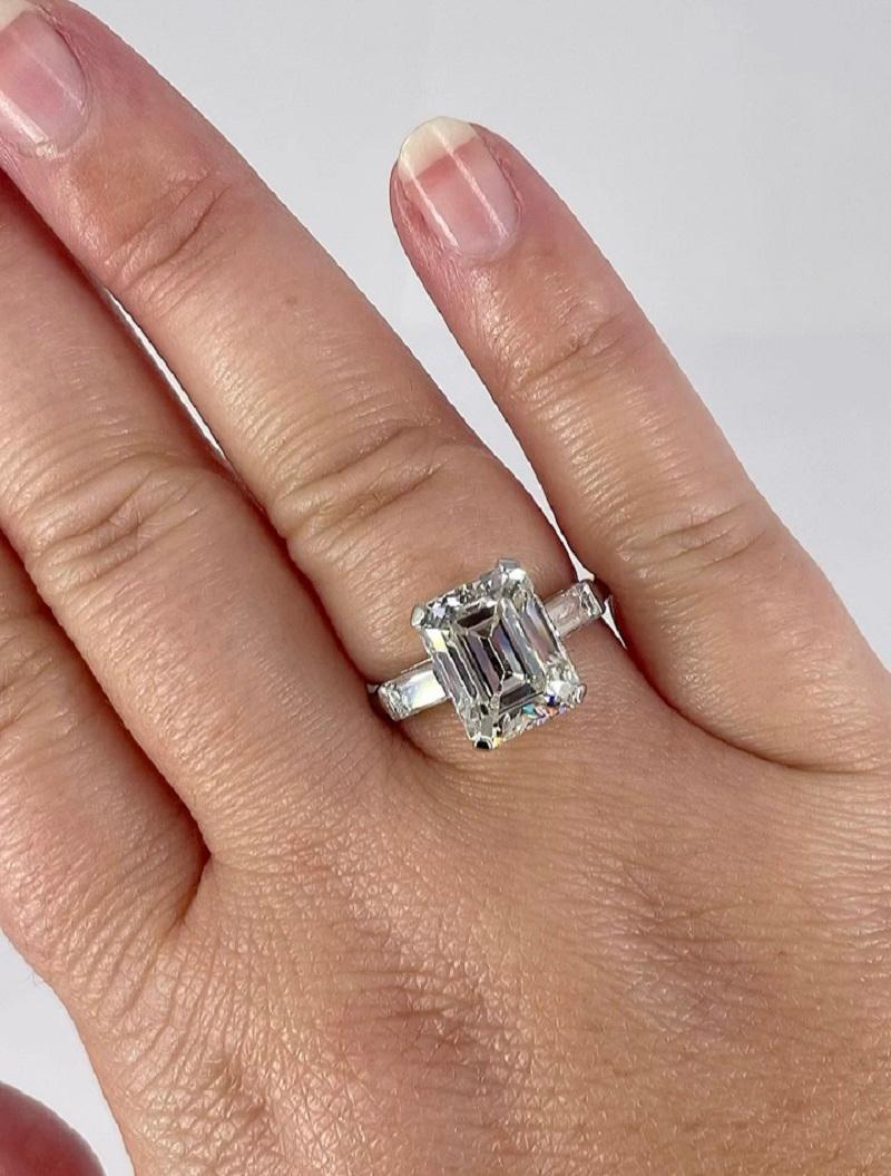 J. Birnbach 4.77 ct Emerald Cut Diamond Engagement Ring with Straight Baguettes For Sale 2