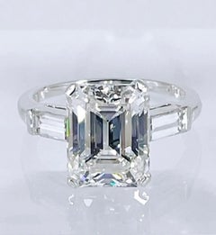 J. Birnbach Verlobungsring mit 4,77 Karat Diamant im Smaragdschliff und geraden Baguetteschliff
