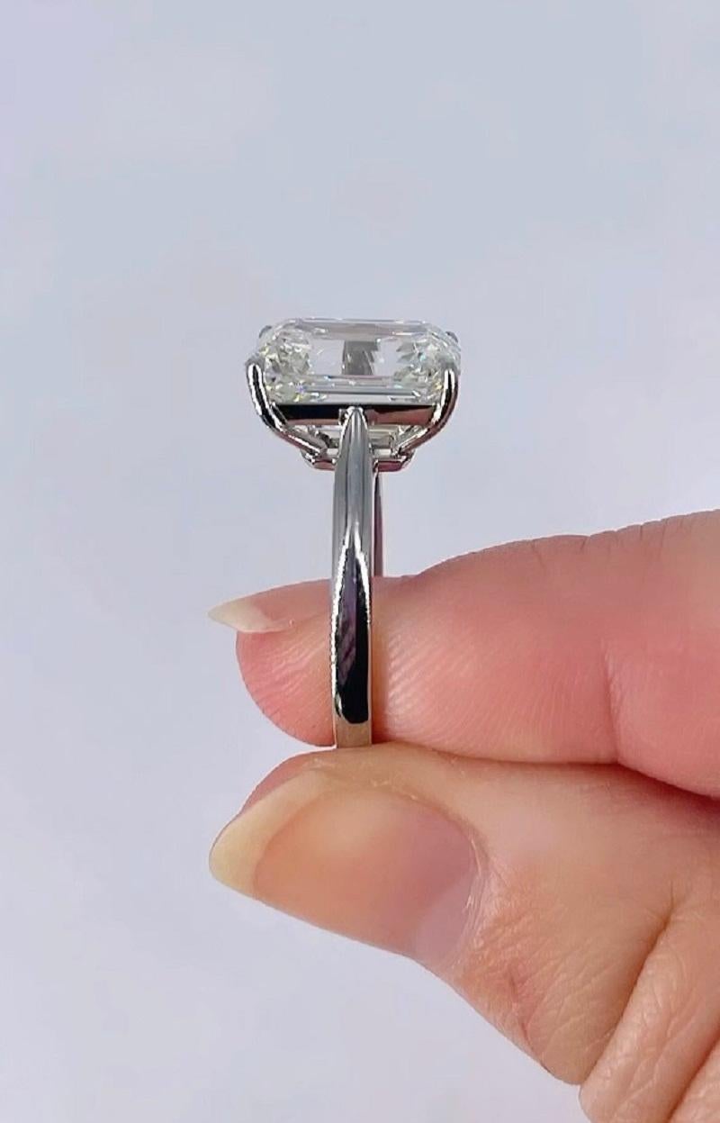 J. Birnbach 5.71 carat GIA GVVS2 Emerald Cut Diamond Solitaire Engagement Ring For Sale 1