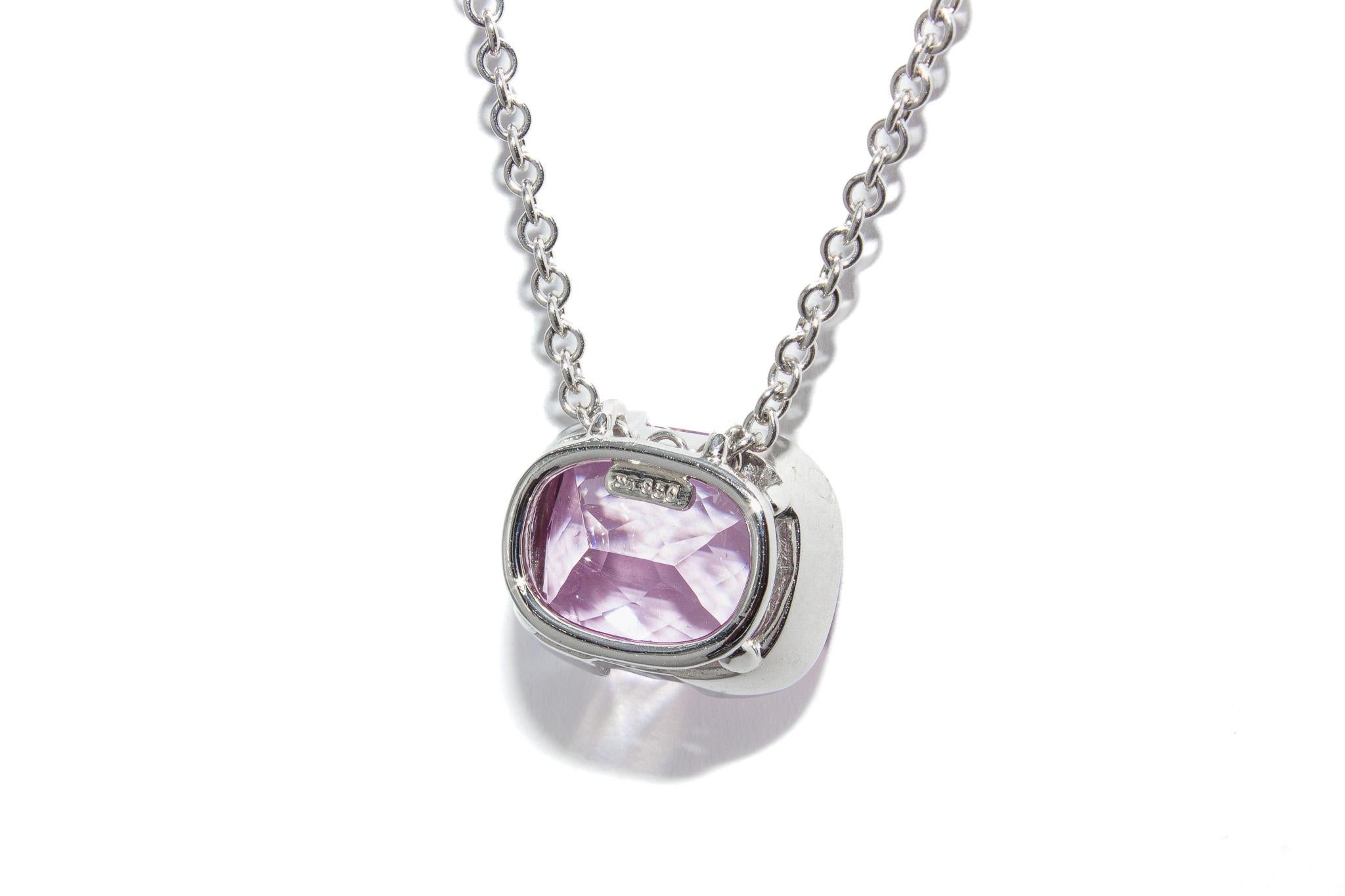 J. Birnbach 6.16 Carat Purplish-Pink Cushion Cut Topaz Pendant Necklace In New Condition For Sale In New York, NY