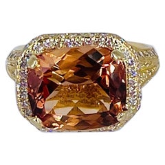 J. Birnbach 8,85 Karat warmer orangefarbener Topas Ost-West-Halo-Ring aus Gelbgold