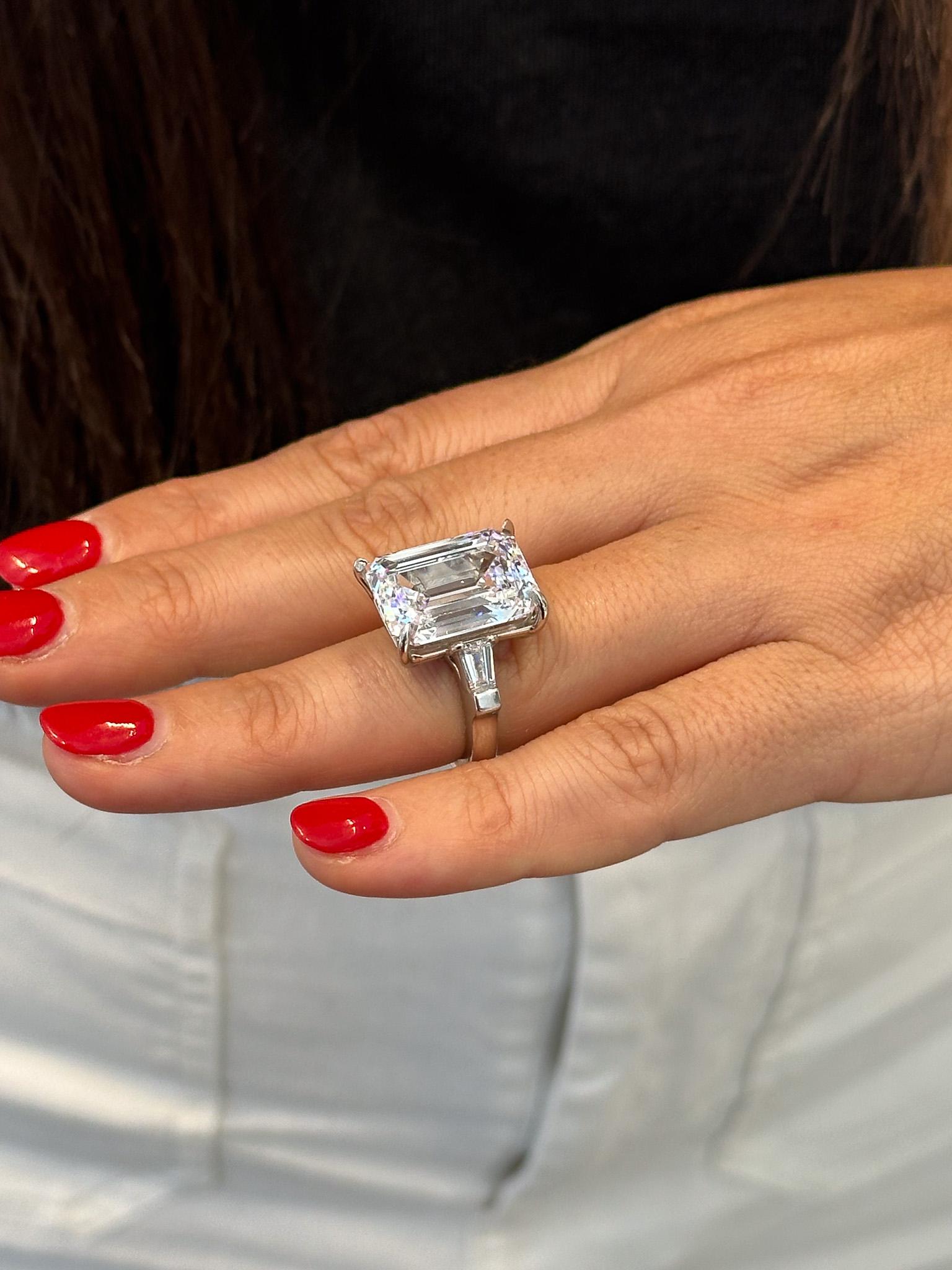 J. Birnbach GIA 13.09 Carat D Flawless Emerald Cut Diamond Three-Stone Ring For Sale 1