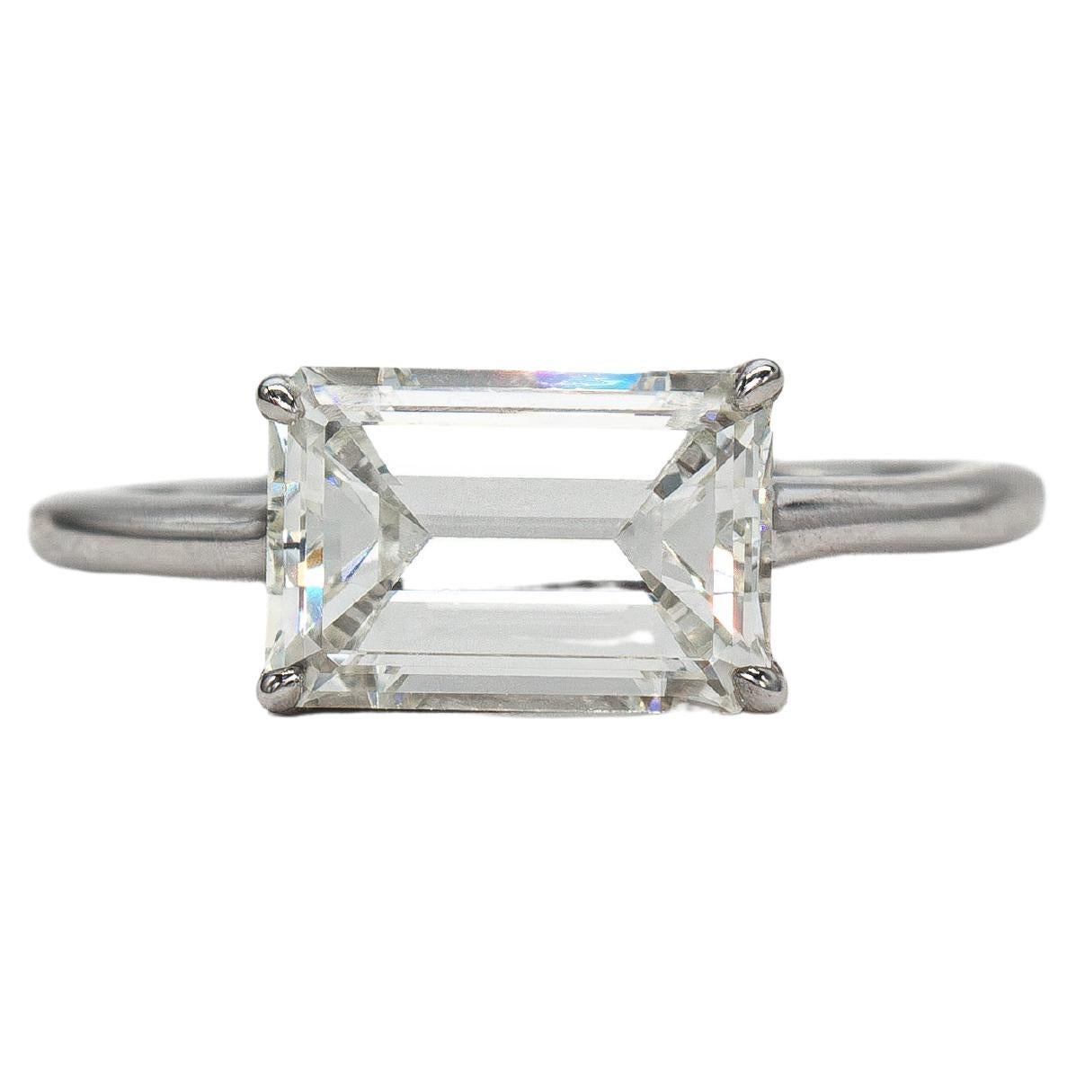 J. Birnbach GIA 1,97 Karat G VVS2 Smaragdschliff Ost-West Diamant Solitär