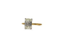 J.. GIA 3.01 Carat M VS2 Elongated Cushion Two Tone Solitaire Ring (bague solitaire bicolore)