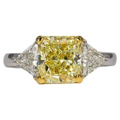 J. Birnbach GIA 3.02 Carat Fancy Light Yellow Radiant Diamond Three Stone Ring