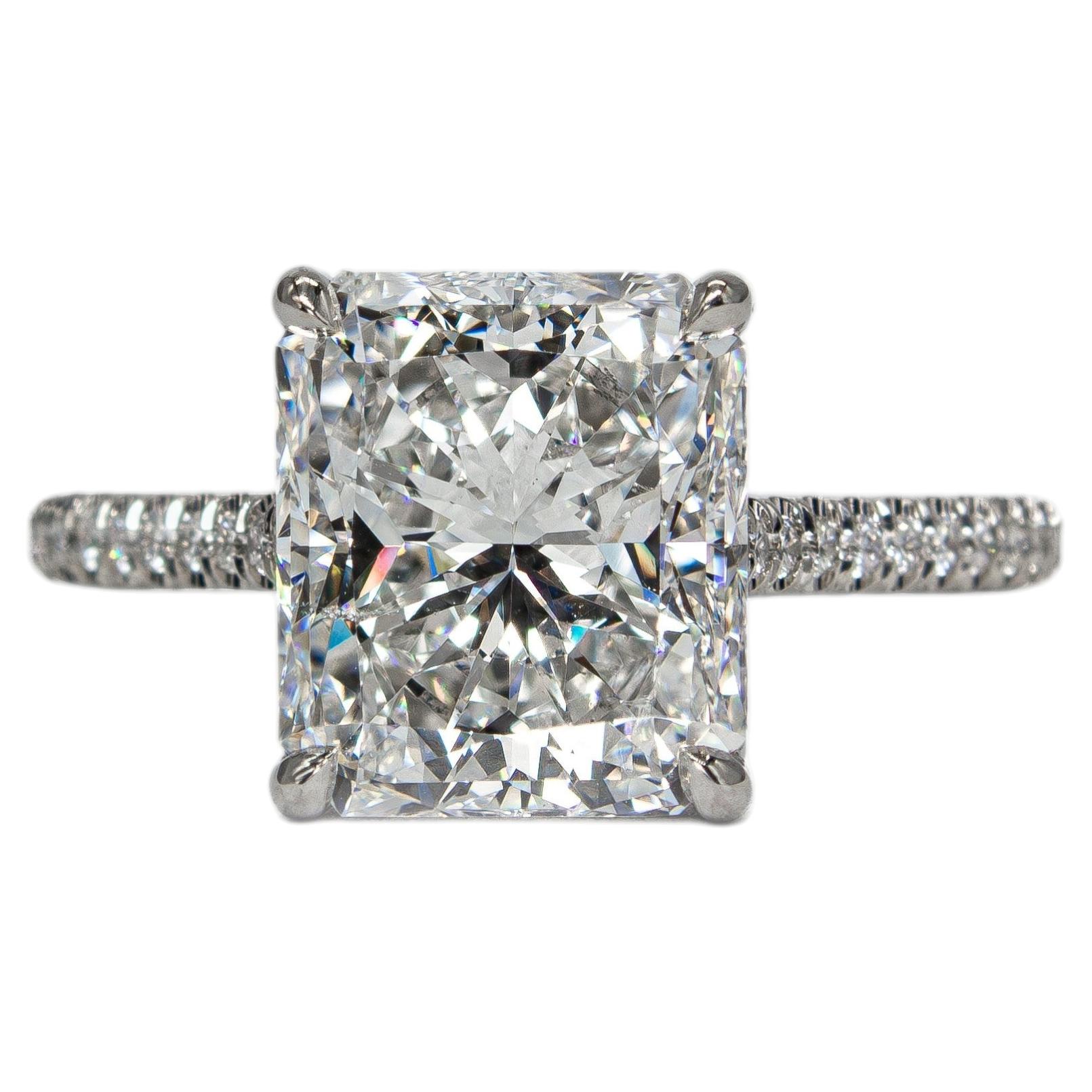 What is an 8 point diamond?