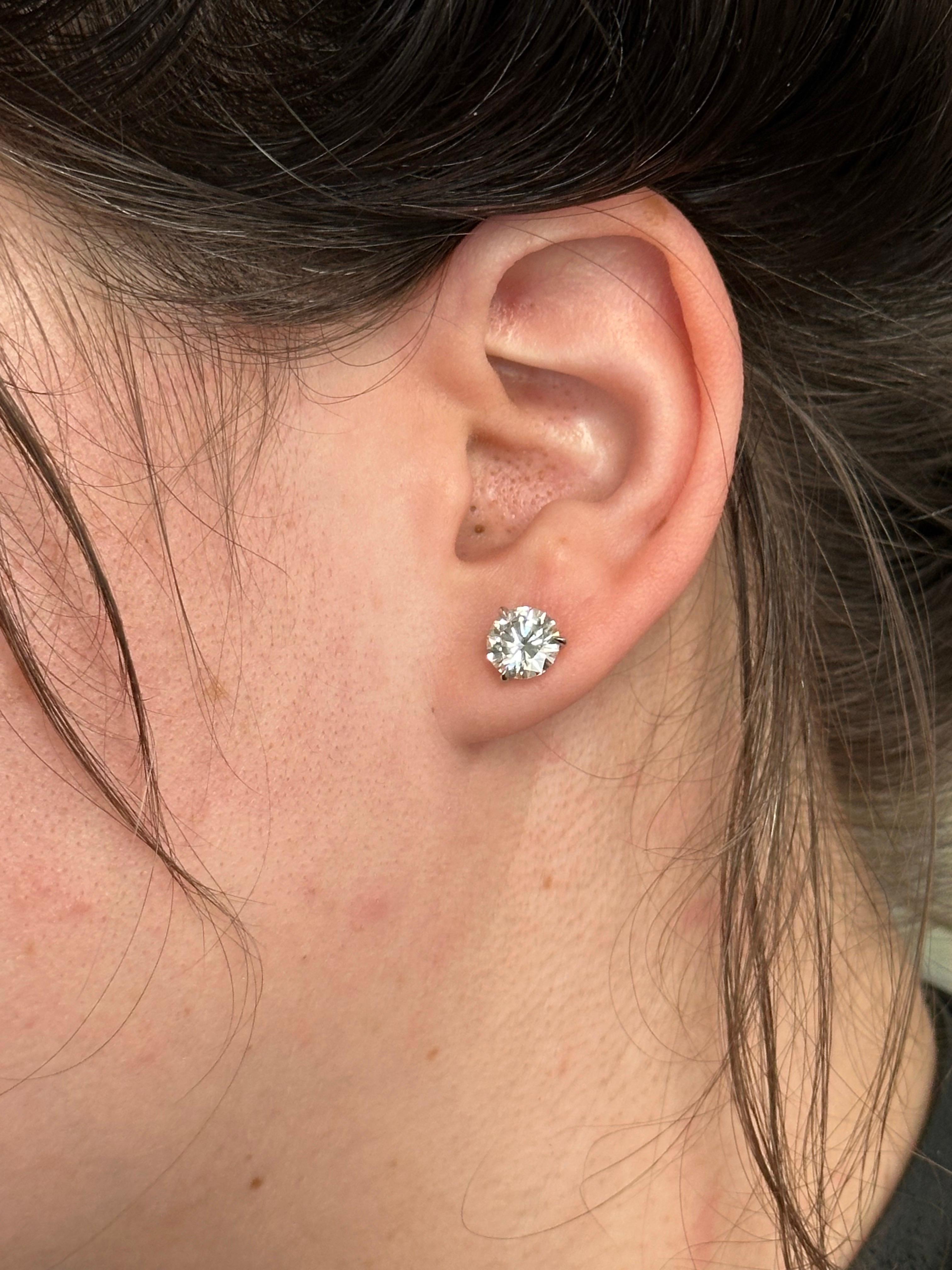 Femenino o masculino J. Birnbach GIA 3.50 Quilates Total L VS Redondo Corte Brillante Pendientes de Diamante en venta