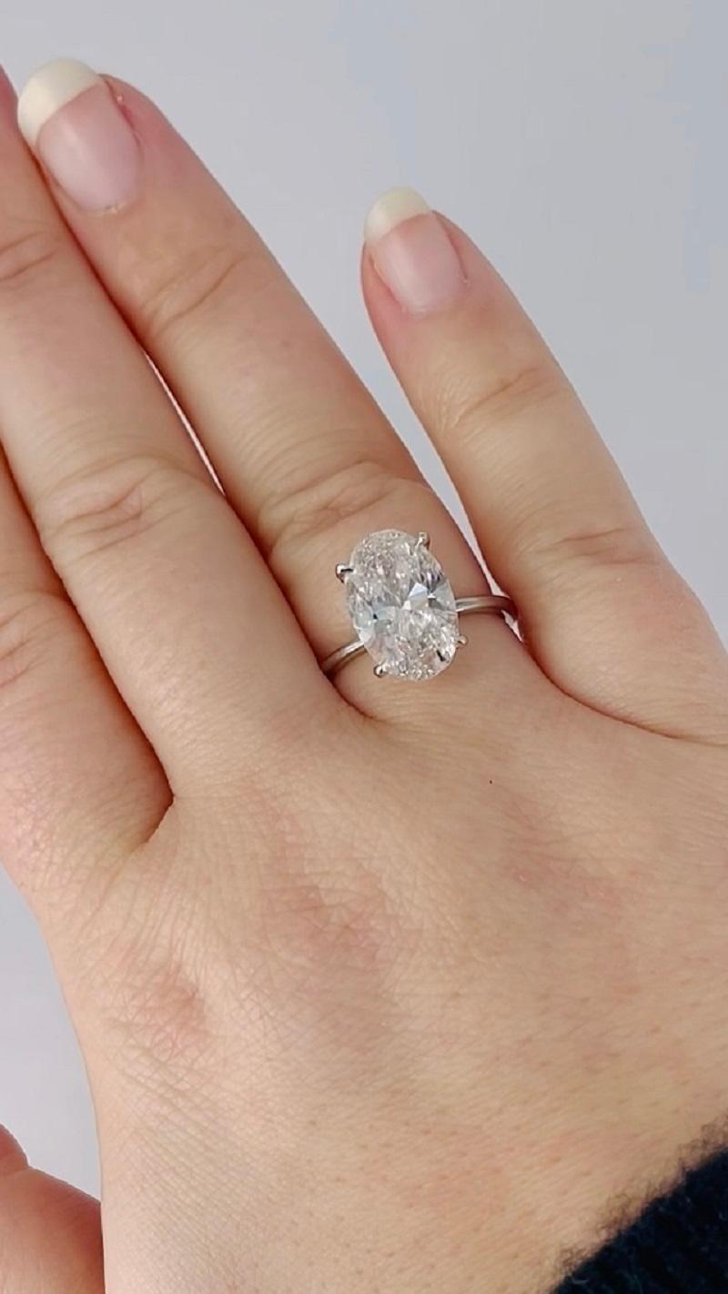J. Birnbach GIA 4.02 carat Oval Diamond Solitaire Engagement Ring In New Condition For Sale In New York, NY