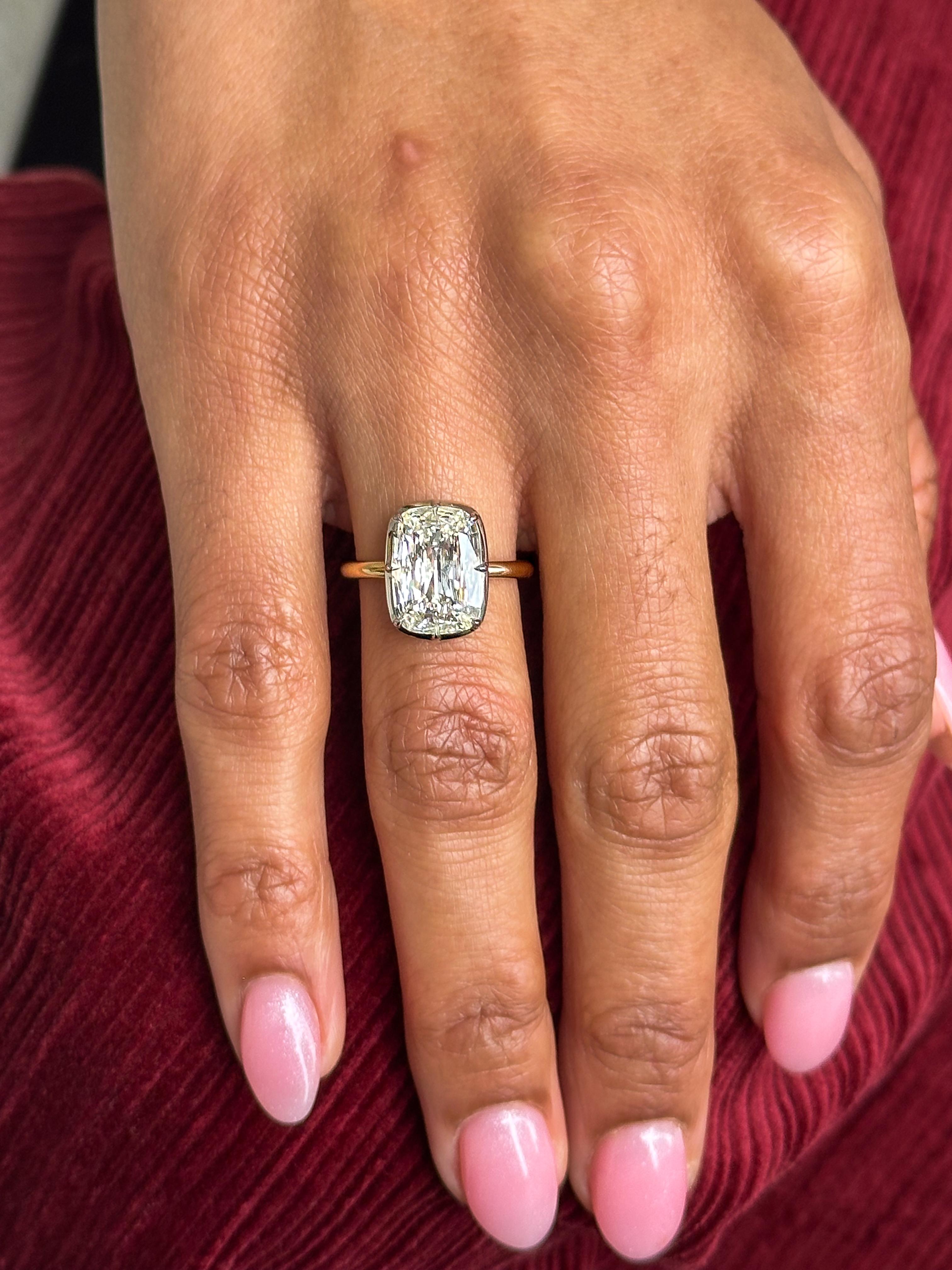 J. Birnbach GIA 4,03 quilates M SI2 Diamante talla cojín alargado Anillo solitario en venta 1