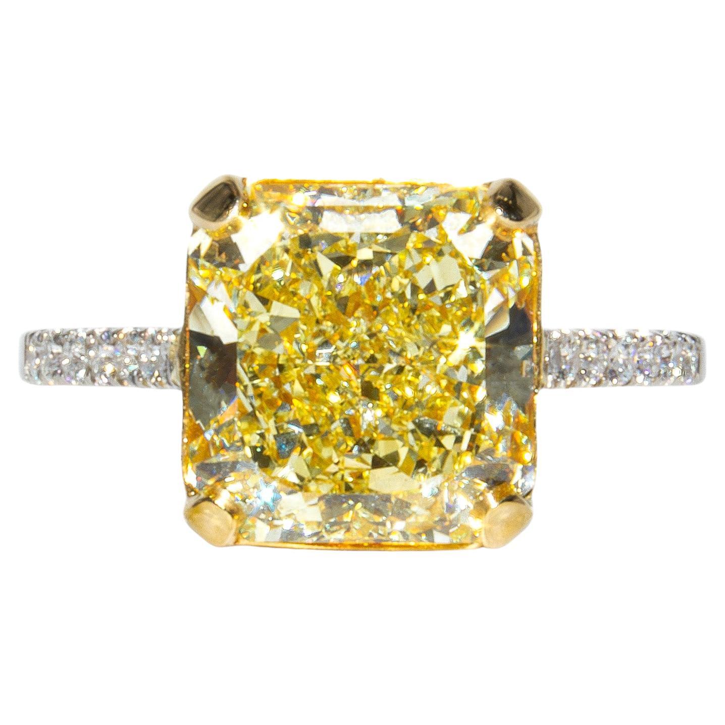J. Birnbach GIA 5,03 Karat Fancy Gelb VVS2 Diamant Solitär Ring mit Strahlenschliff im Angebot
