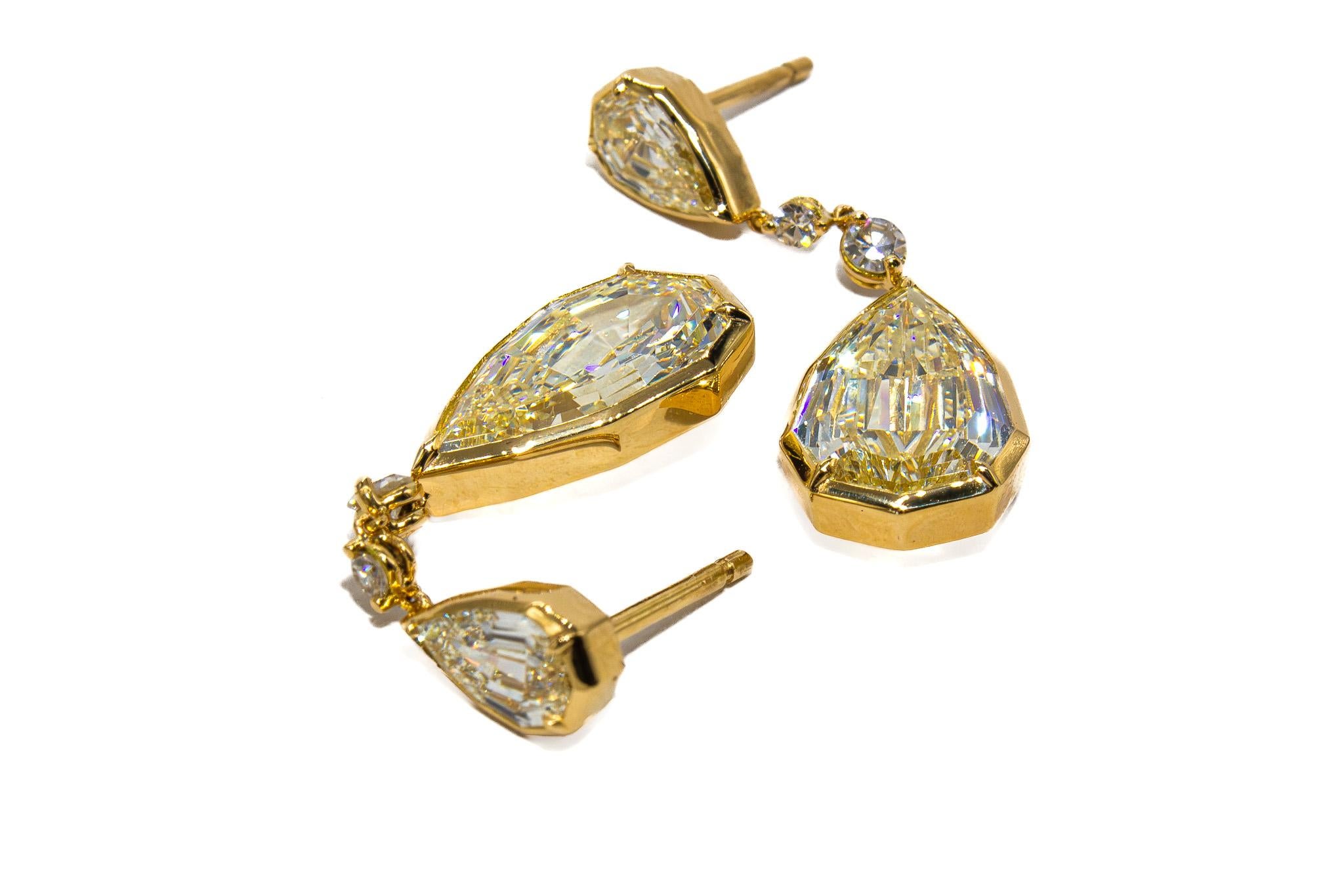 J. Birnbach GIA 7,1 Karat Total Step-Cut Birne Diamant Tropfen Ohrringe (Tropfenschliff) im Angebot