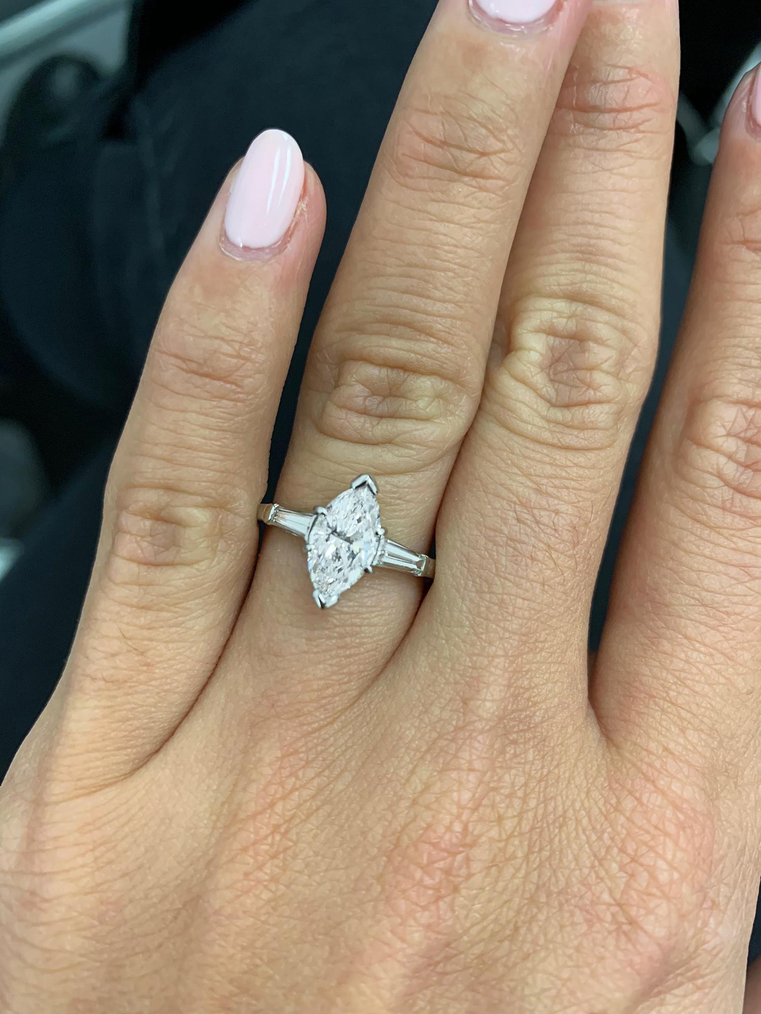 1.01 Carat Marquise Diamond Engagement Ring with Tapered Baguettes In Excellent Condition For Sale In New York, NY