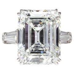 J. Birnbach GIA-zertifizierter dreisteiniger Diamantring mit 11.91 Karat im Smaragdschliff