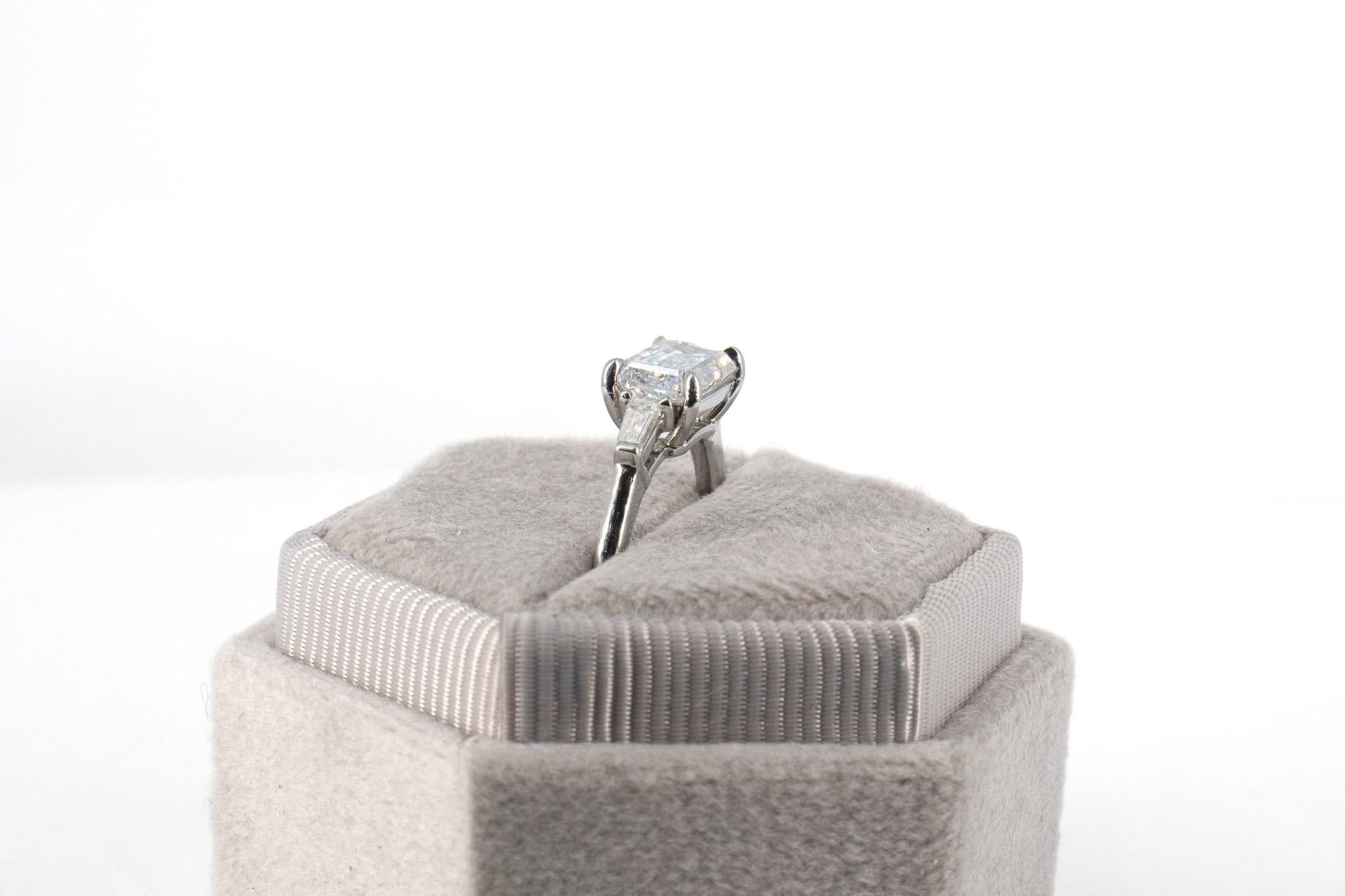 J. Birnbach GIA Certified 1.51 Carat E VS1 Emerald Cut Diamond Three-Stone Ring For Sale 7