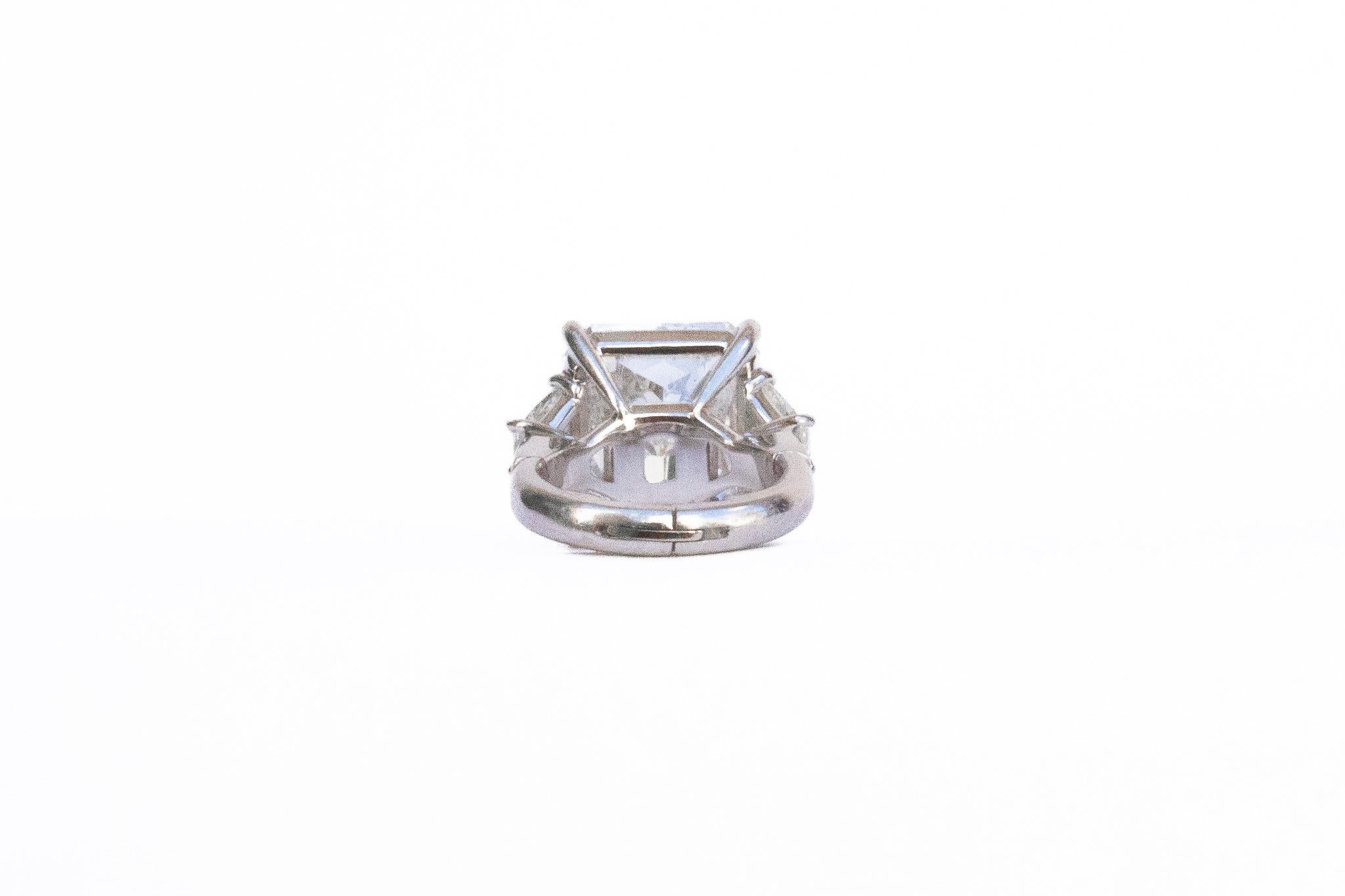 J. Birnbach GIA Certified 15.25 Carat H VS2 Radiant Diamond Three-Stone Ring In Good Condition For Sale In New York, NY
