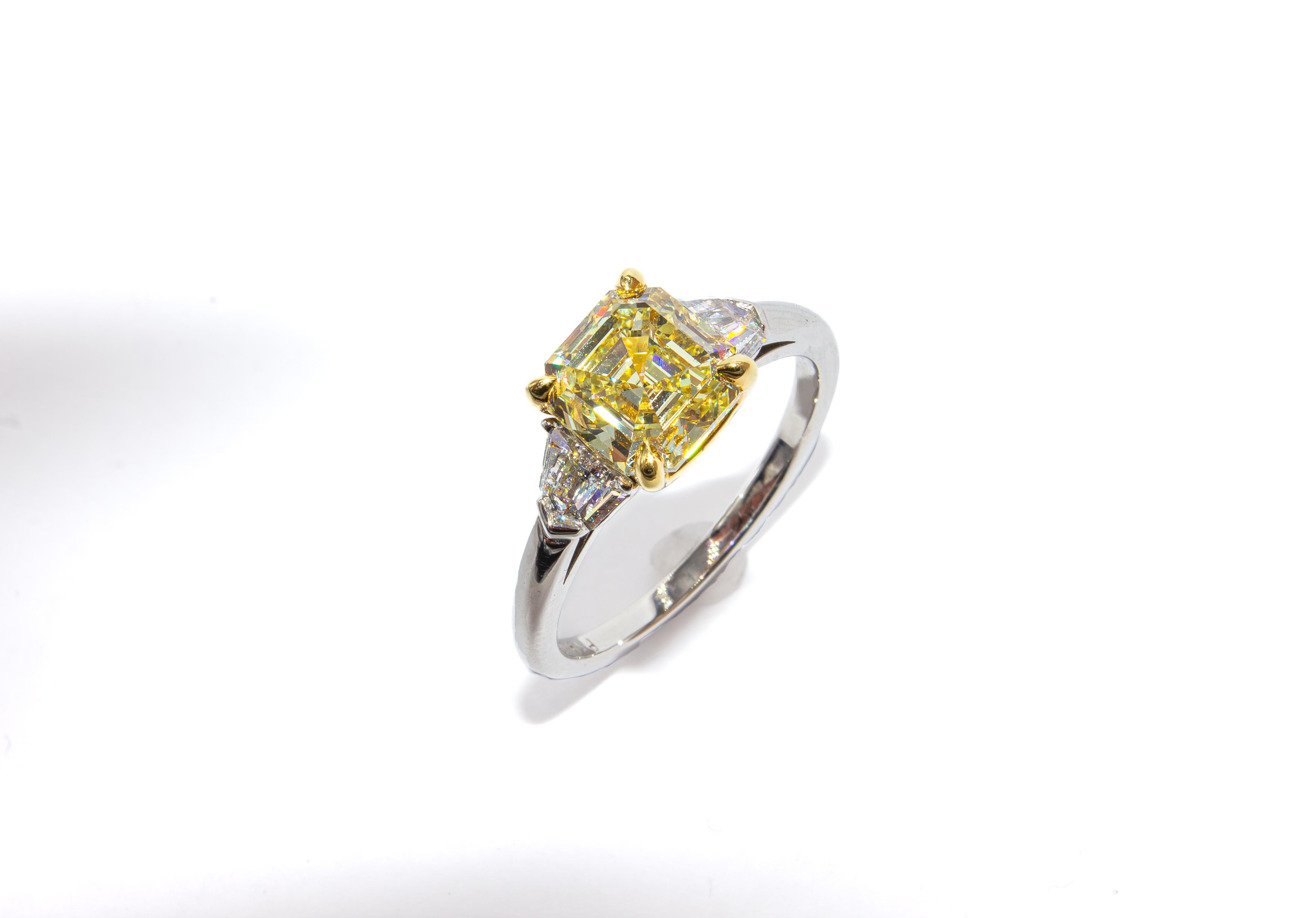 J. Birnbach, bague en diamant jaune fantaisie taille Asscher de 1,94 carat certifié GIA en vente 4