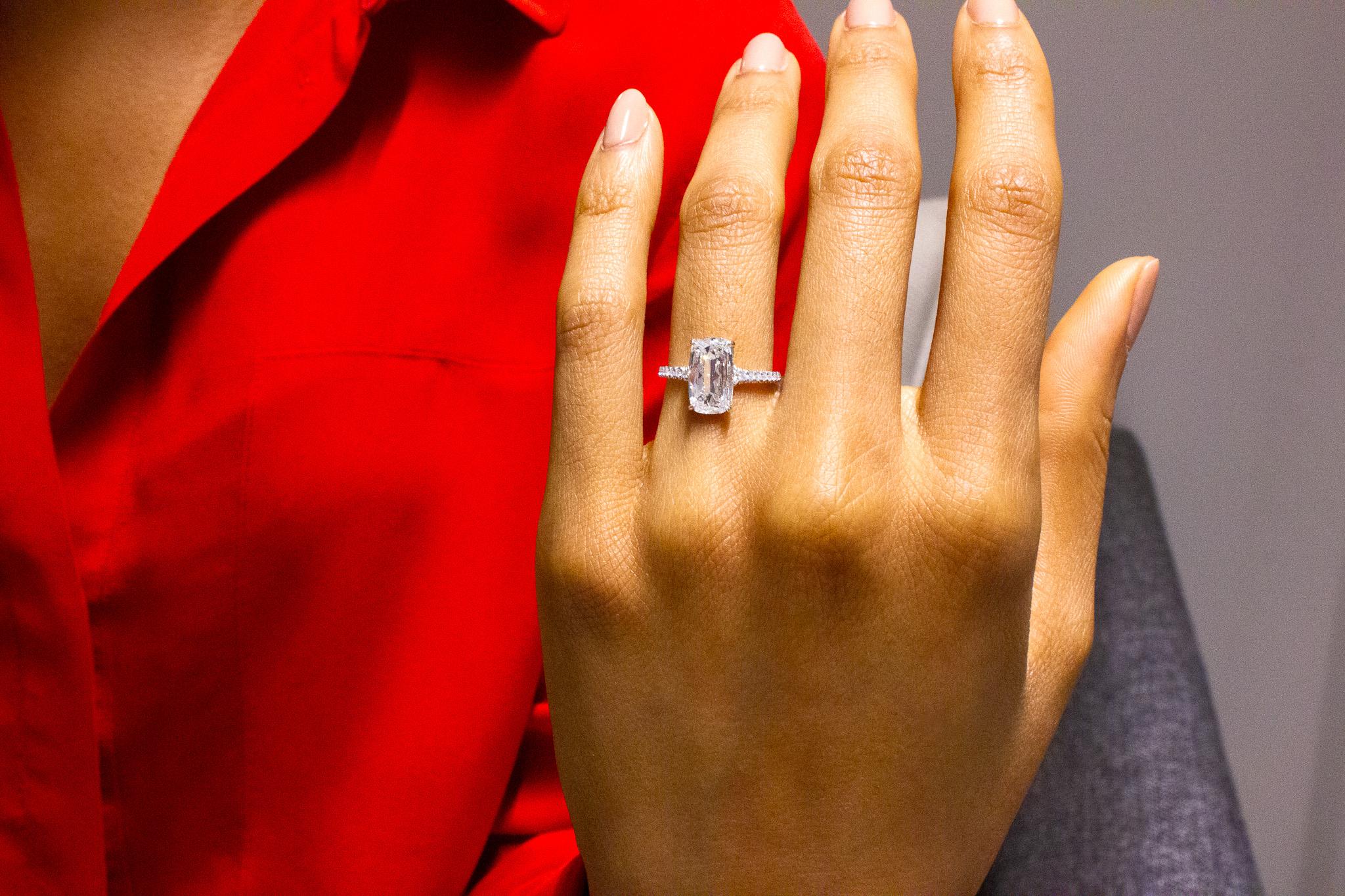J. Birnbach GIA Certified 2.01 Carat Elongated Cushion Diamond Solitaire Ring For Sale 1