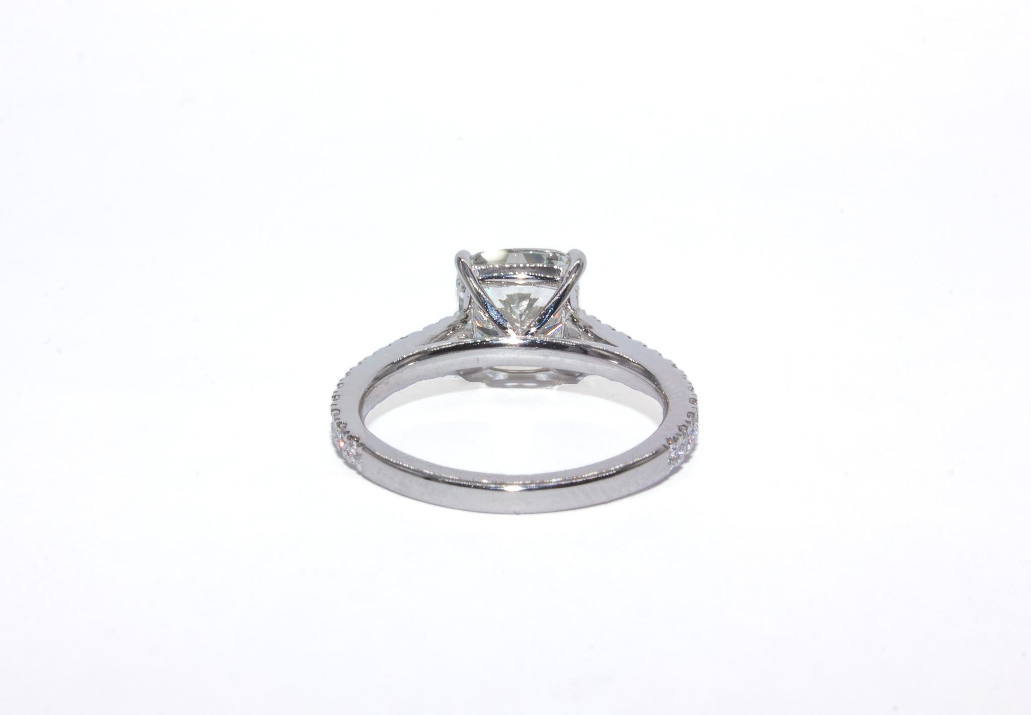 Contemporary J. Birnbach GIA Certified 2.01 Carat I VS1 Cushion Cut Diamond Solitaire Ring For Sale
