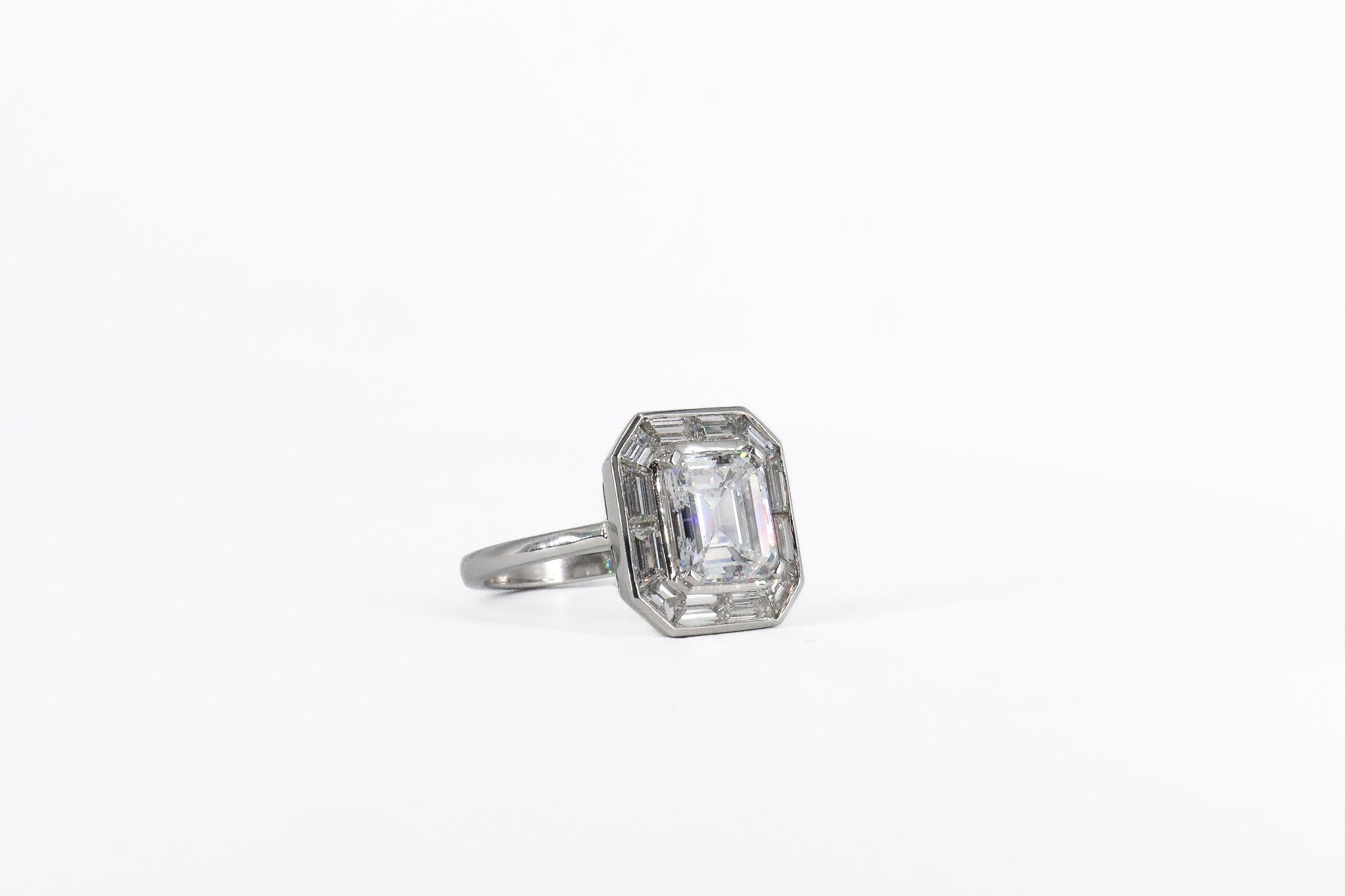 J. Anello di diamanti D & A Style di Birnbach certificato GIA da 2,28 carati D SI1 con taglio smeraldo in vendita 1