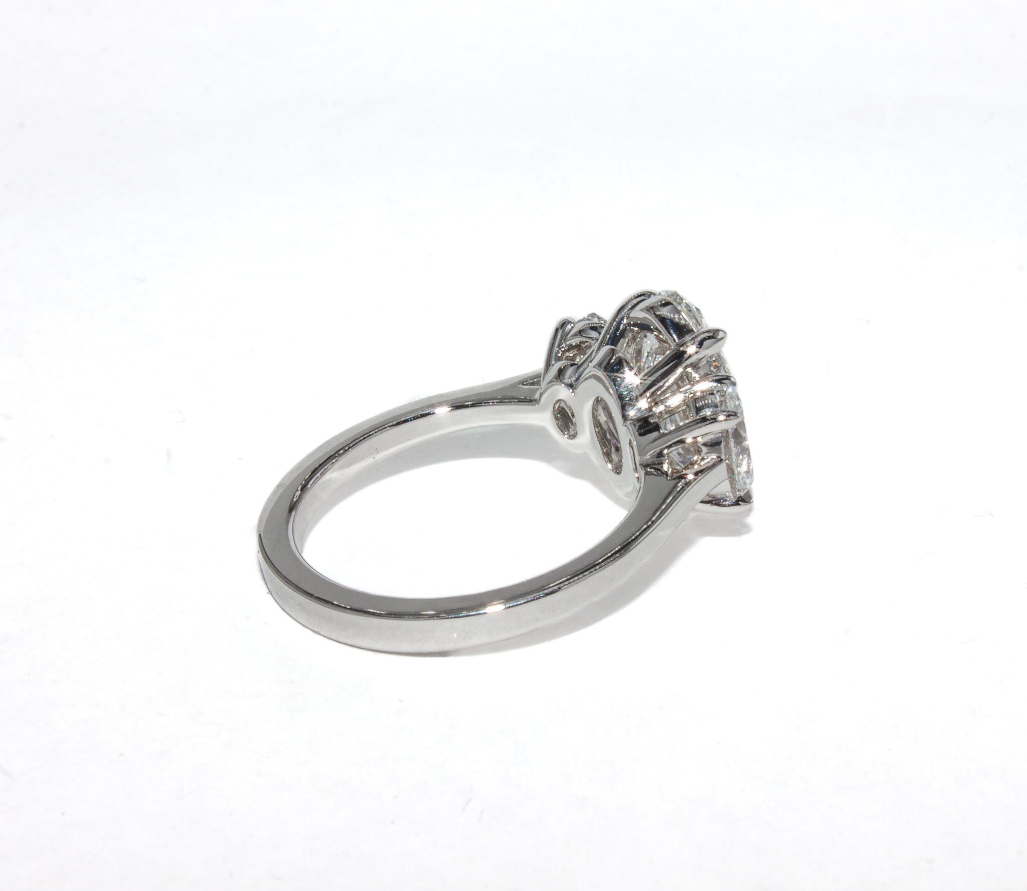 J. Birnbach GIA Certified 2.28 Carat G VS1 Oval Diamond Three-Stone Ring In New Condition For Sale In New York, NY