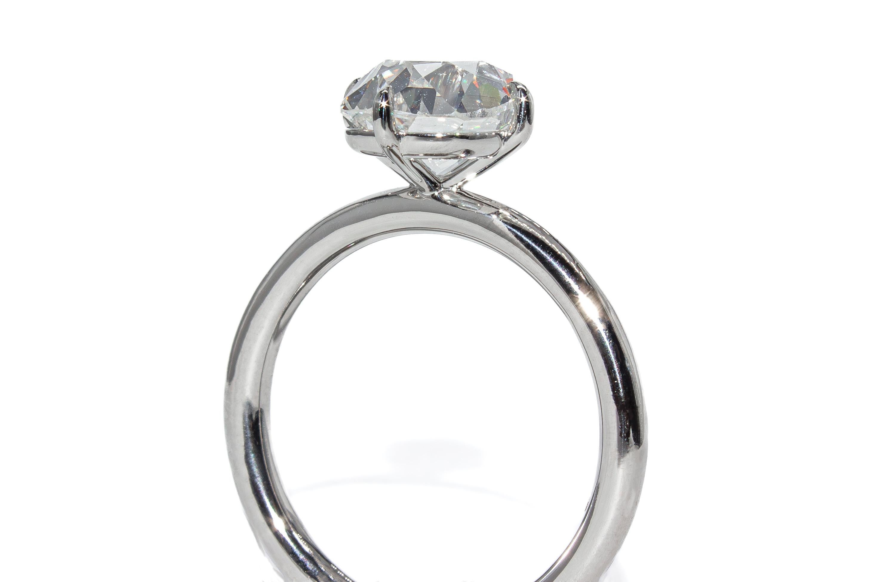 J. Anello solitario con diamante Old Mine certificato GIA Birnbach da 2,75 carati E VS2 In condizioni Nuovo in vendita a New York, NY